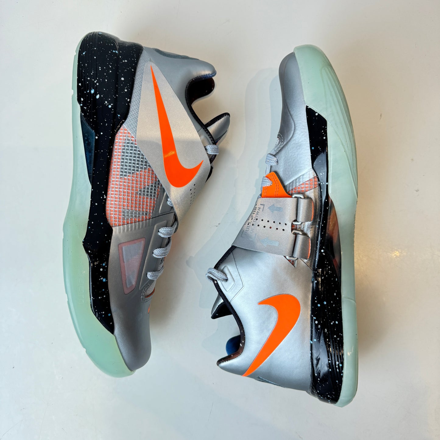 FD2635 001 Nike KD 4 Galaxy (2024) [USED] - 8.5 M (VNDS)
