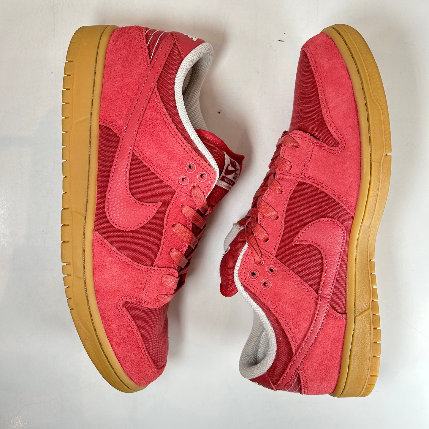 DV5429 600 Nike SB Dunk Low Adobe [USED] - 9.5 M (VNDS)