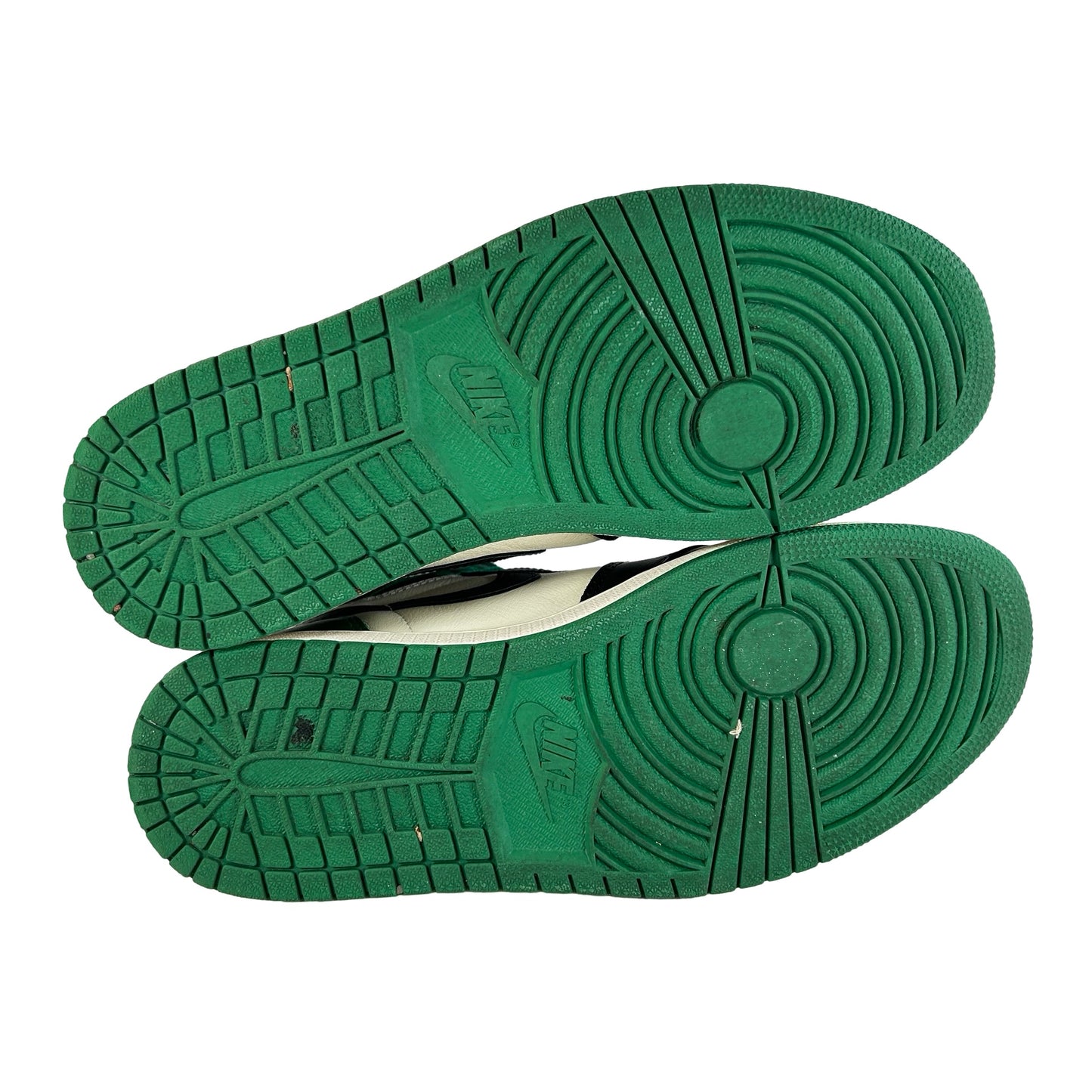 555088 302 Jordan 1 Retro High Pine Green [USED] - 9 M (Used)