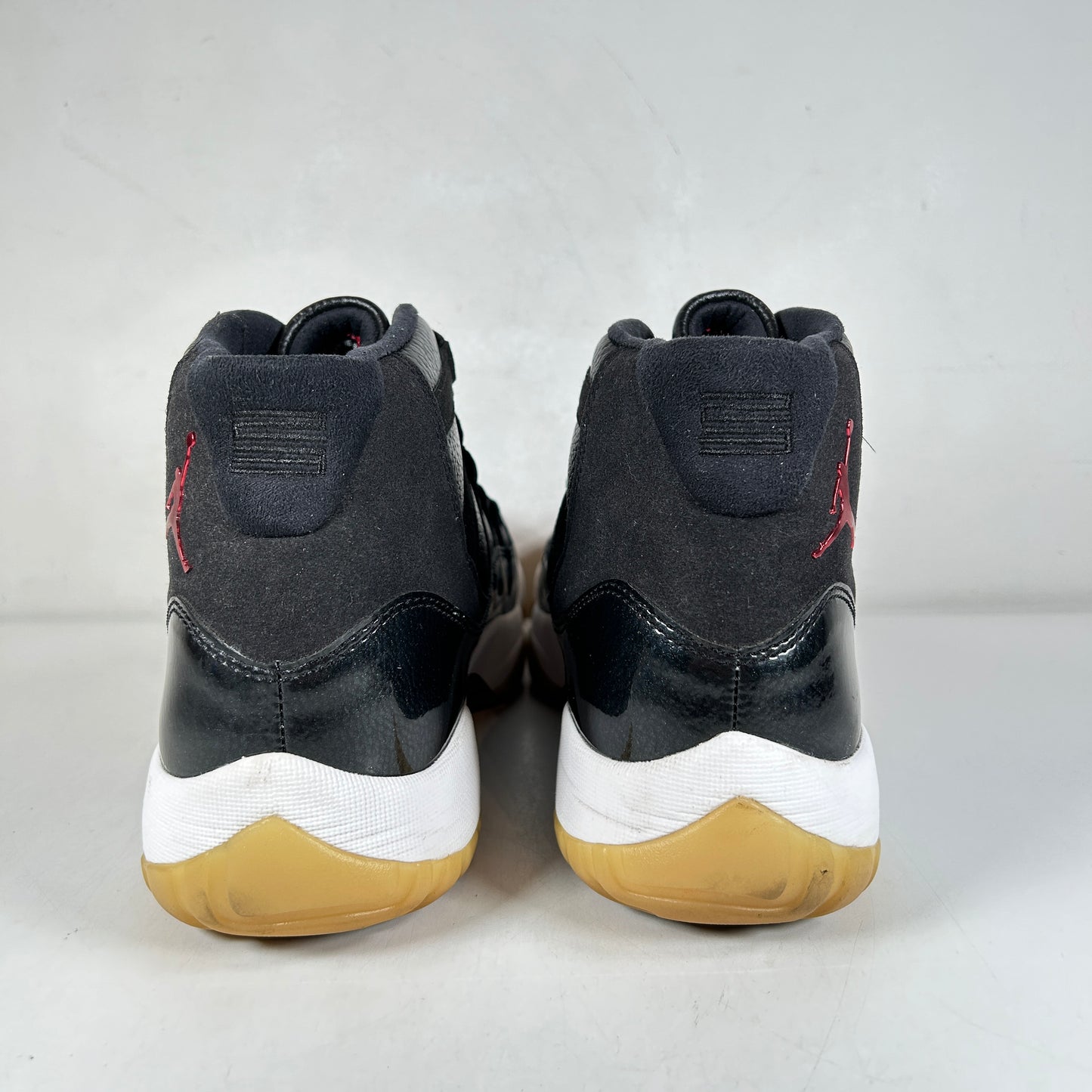378037 002 Jordan 11 Retro 72-10 [USED] - 12 M (Used)