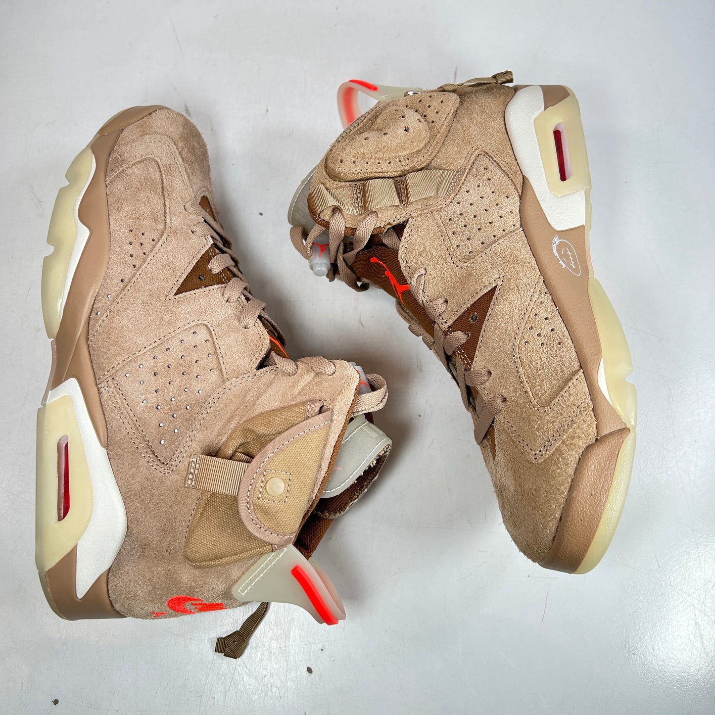 DH0690 200 Jordan 6 Retro Travis Scott British Khaki [CONDITIONAL] - 10 M