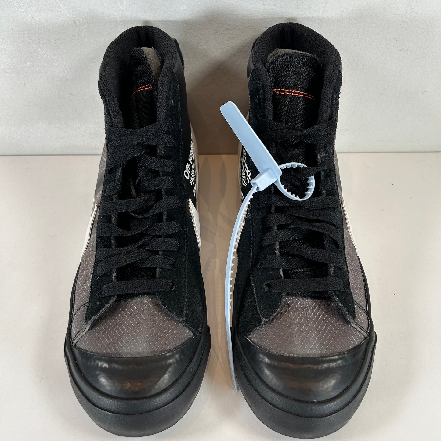AA3832 001 Nike Blazer Off-White Black [USED] - 8.5 M (Used)