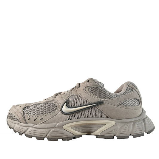II6292 201 Nike V5 RNR College Grey Vast Grey Fir Summit White [USED] - 7.5 M (Used)