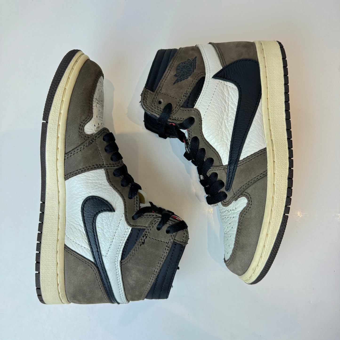 CD4487 100 Jordan 1 Travis Scott Mocha [USED] - 4 M (Used) (No Box)