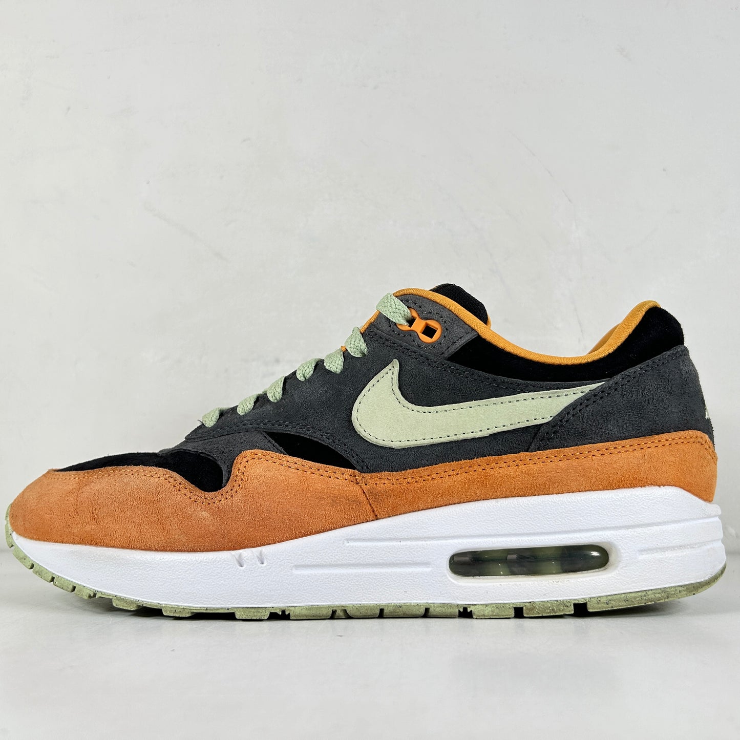 DZ0482 001 Nike Air Max 1 PRM Duck Honey Dew [USED] - 10 M (Used)