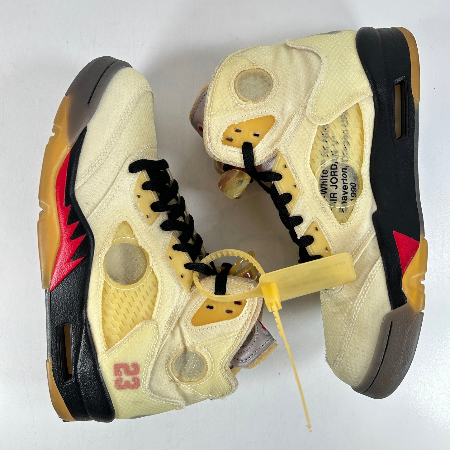 DH8565 100 Jordan 5 Off-White Sail [USED] - 7 M (Used)