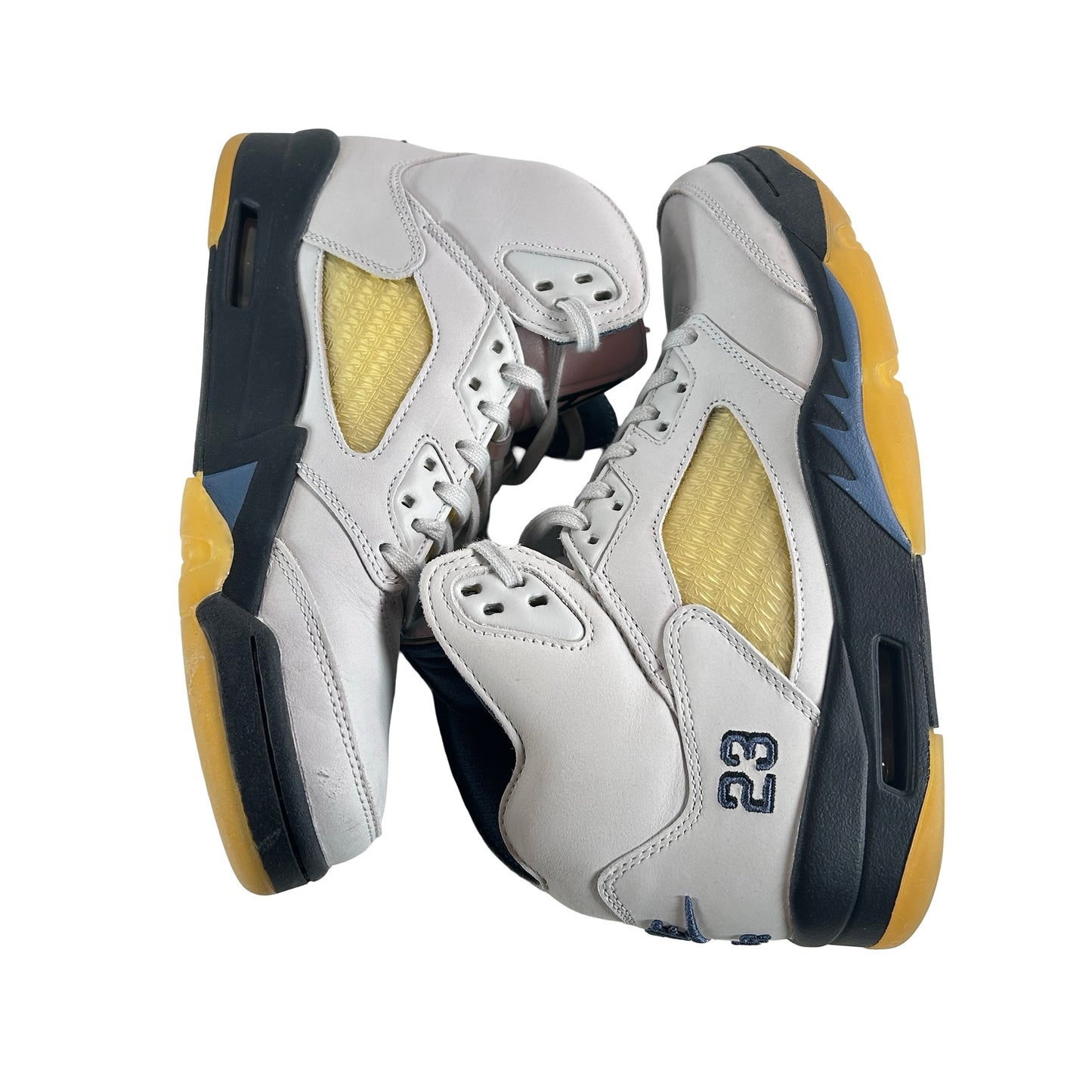 FZ5758 004 Jordan 5 Retro A Ma Maniere Dawn (Mujeres)