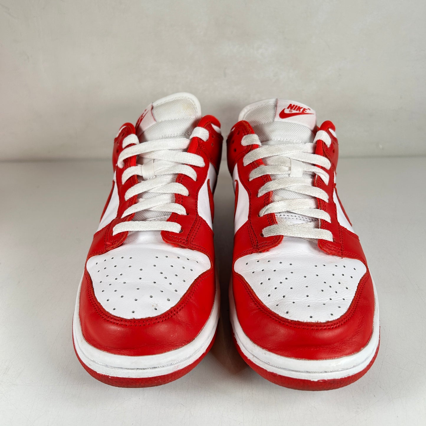 CU1727 100 Dunk Low University Red [USED] - 9.5 M (Used)