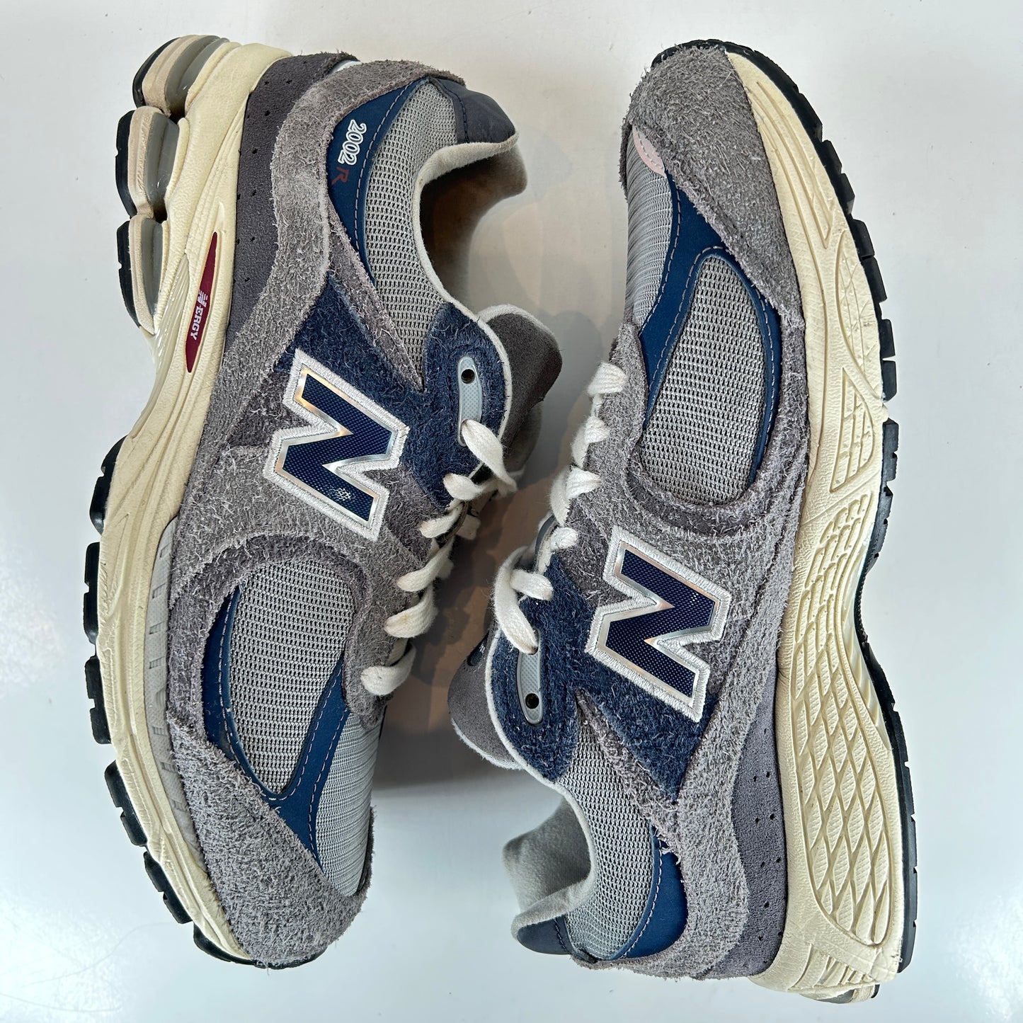 M2002REL New Balance 2002R Navy Castlerock [USED] - 9 M (Used)