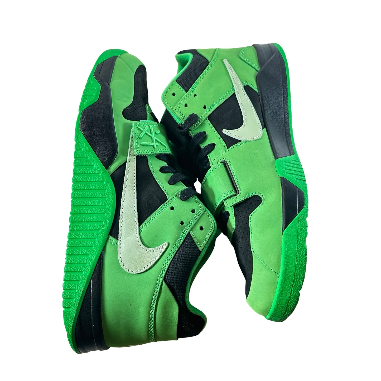IM9113 300 Jordan CJ1 T-Rexx Travis Scott Green Spark [USED] - 11 M (Used)