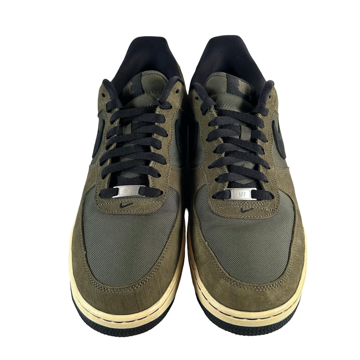 DH3064 300 Nike Air Force 1 Low SP Undefeated [USED] - 12.5 M (Used)