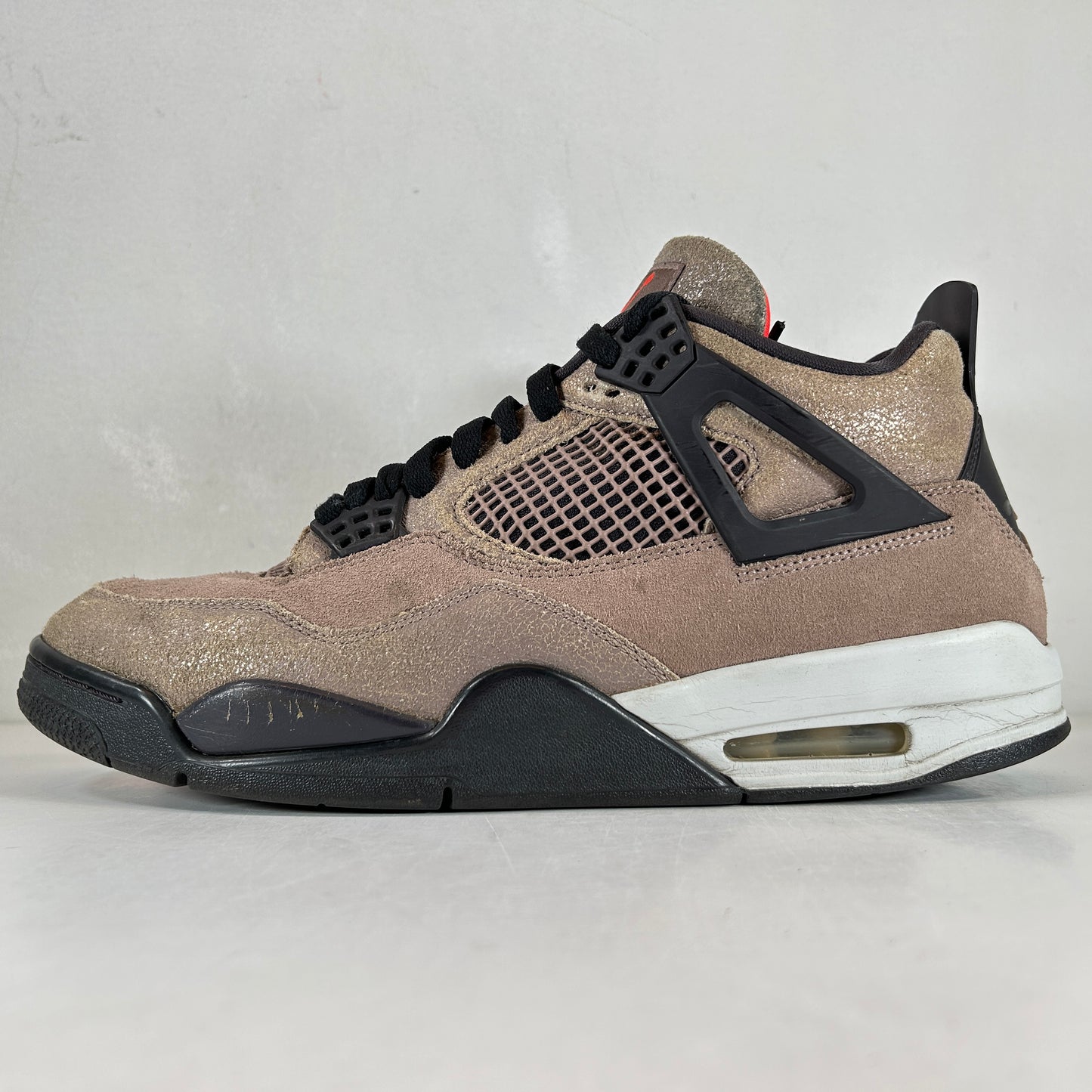 DB0732 200 Jordan 4 Taupe Haze [USED] - 11 M (Used)