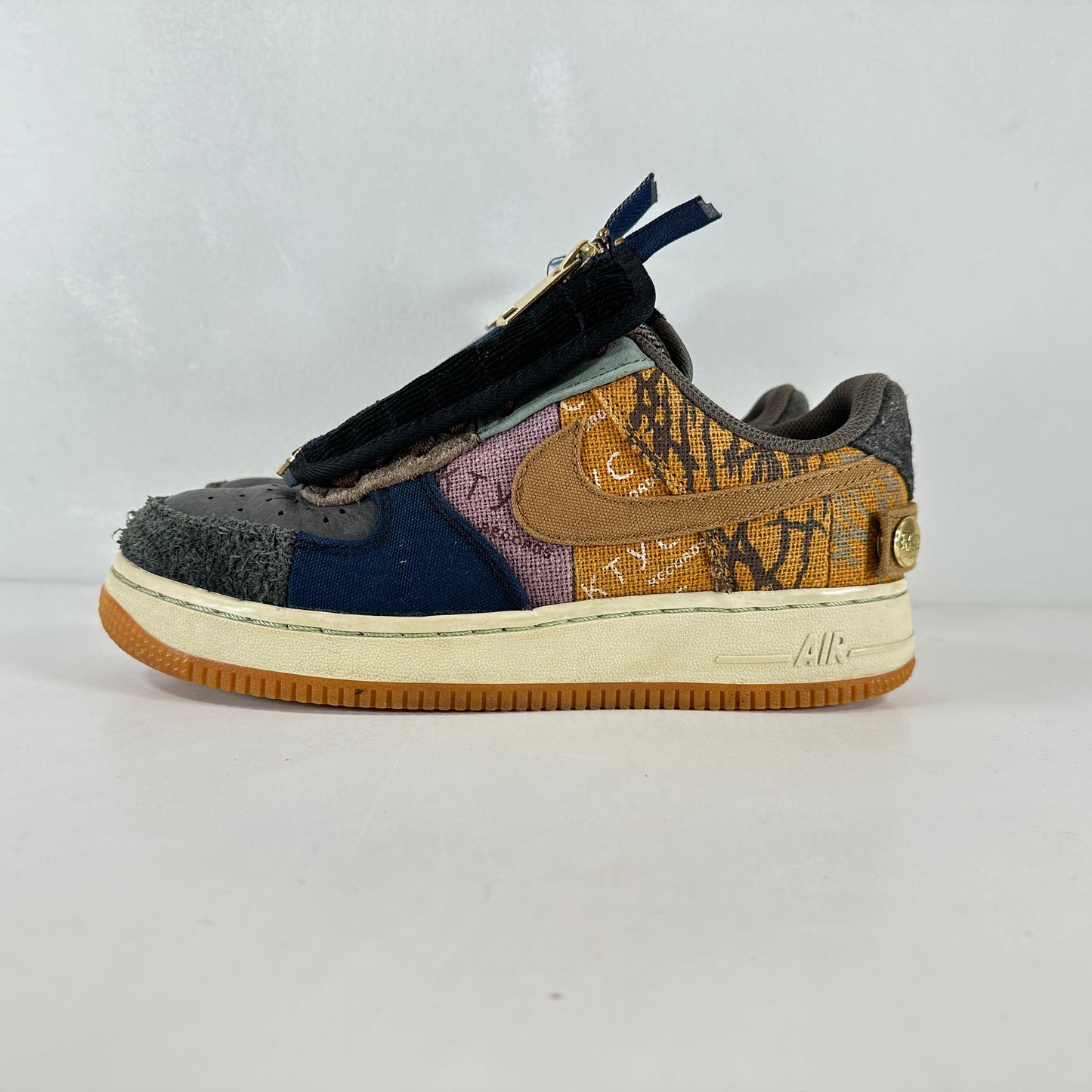 CN2405 900 AF1 Low Travis Scott Cactus Jack [USED] - 5 M (Used)