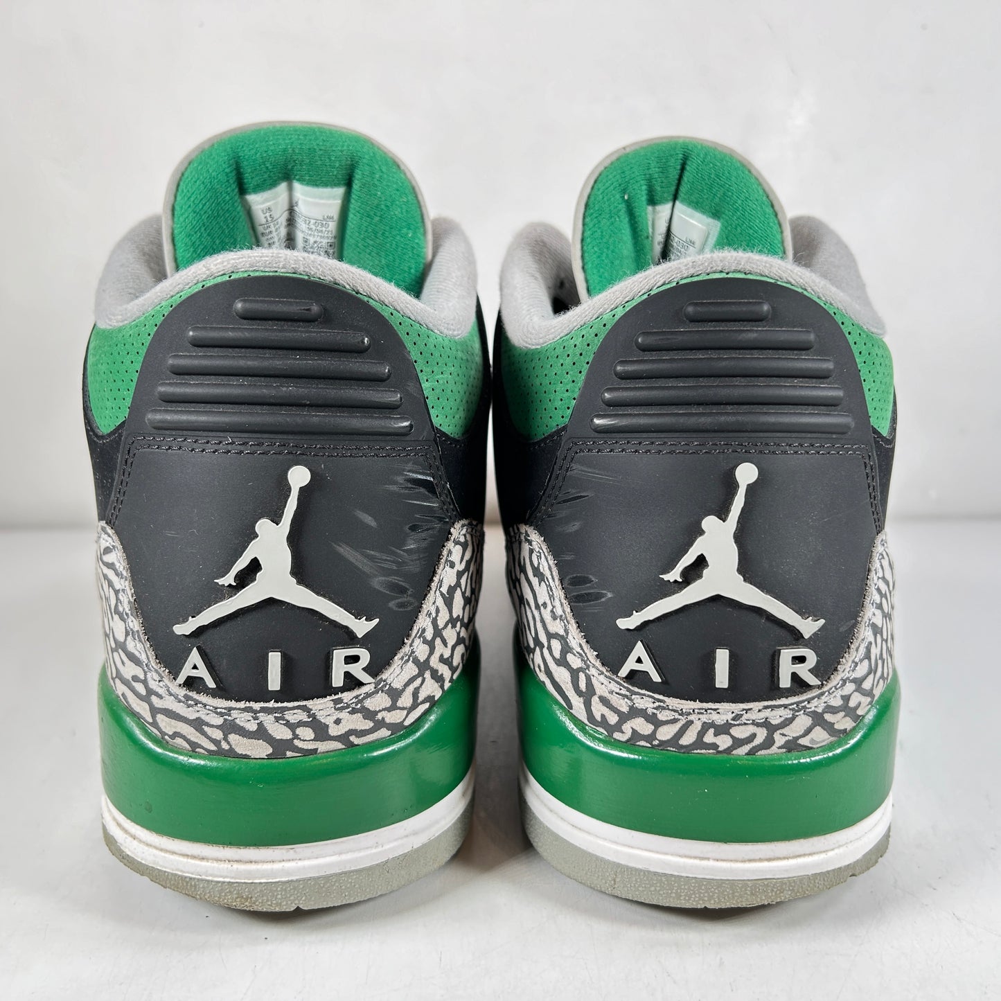 CT8532 030 Jordan 3 Retro Pine Green [USED] - 15 M (Used)