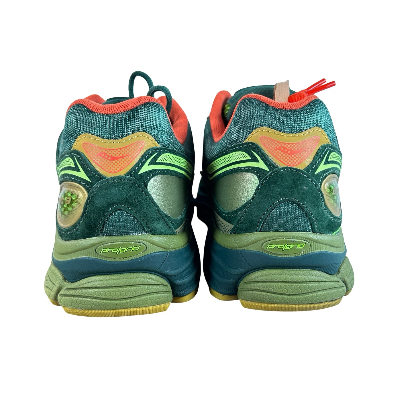 S70869 1 Saucony ProGrid Omni 9 Starcow [USED] - 9.5 M (Used) (Replace Box)