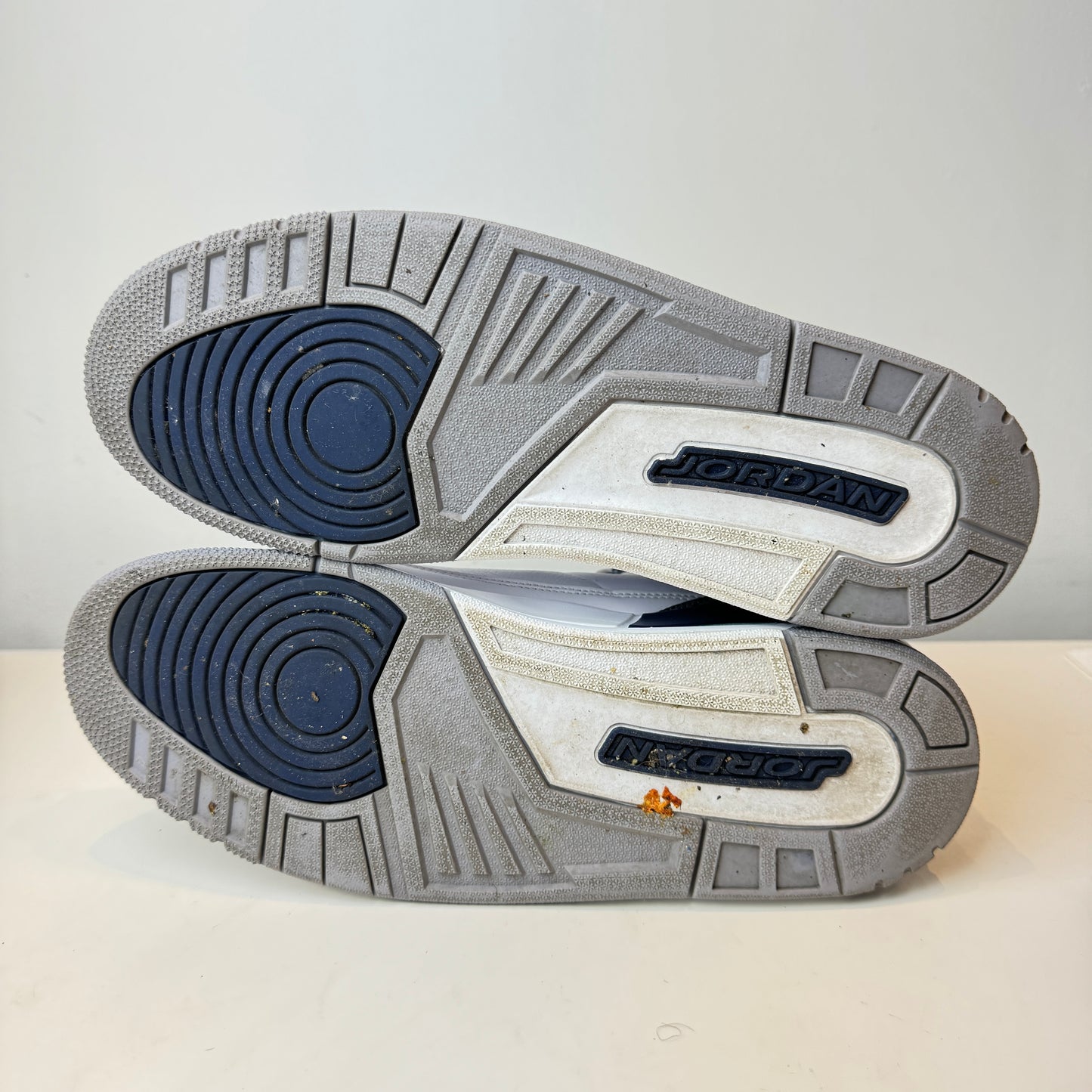 CT8532 140 Jordan 3 Retro Midnight Navy [USED] - 13 M (Used)
