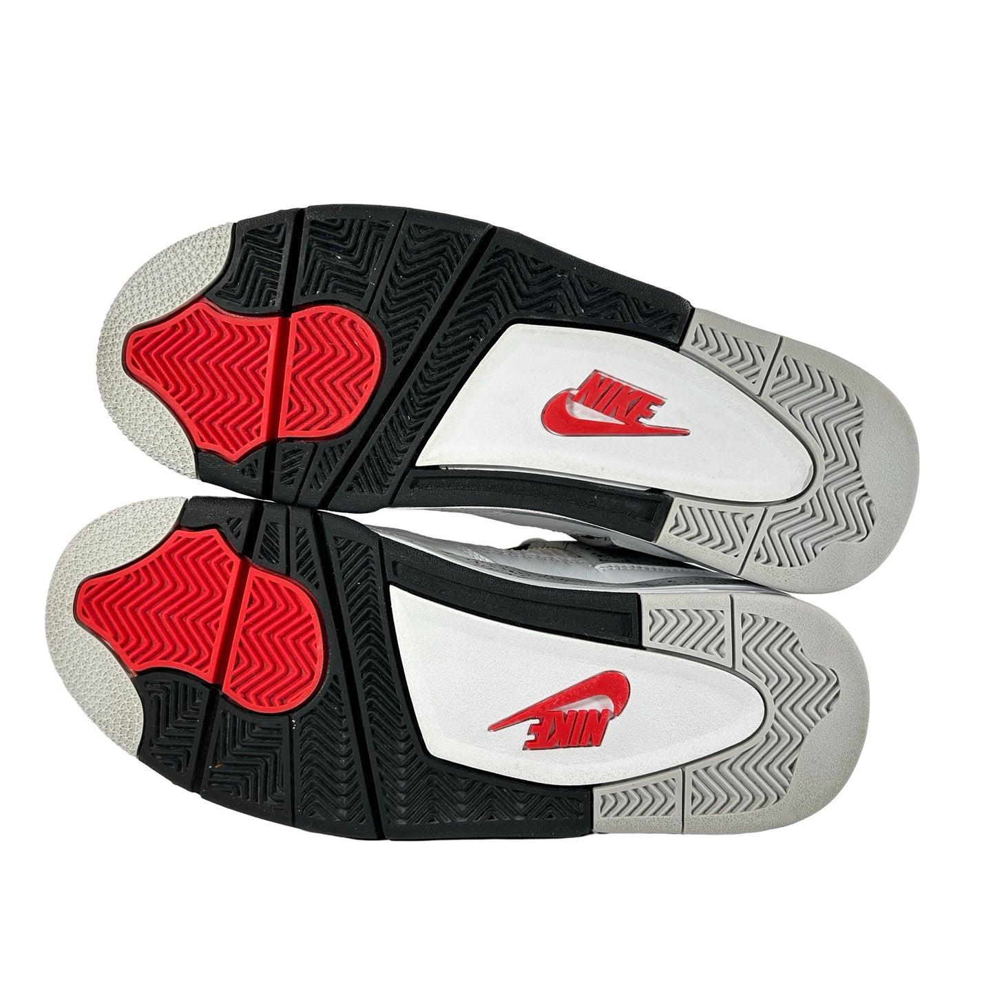 840606 192 Jordan 4 White Cement [USED] - 9 M (Used3)