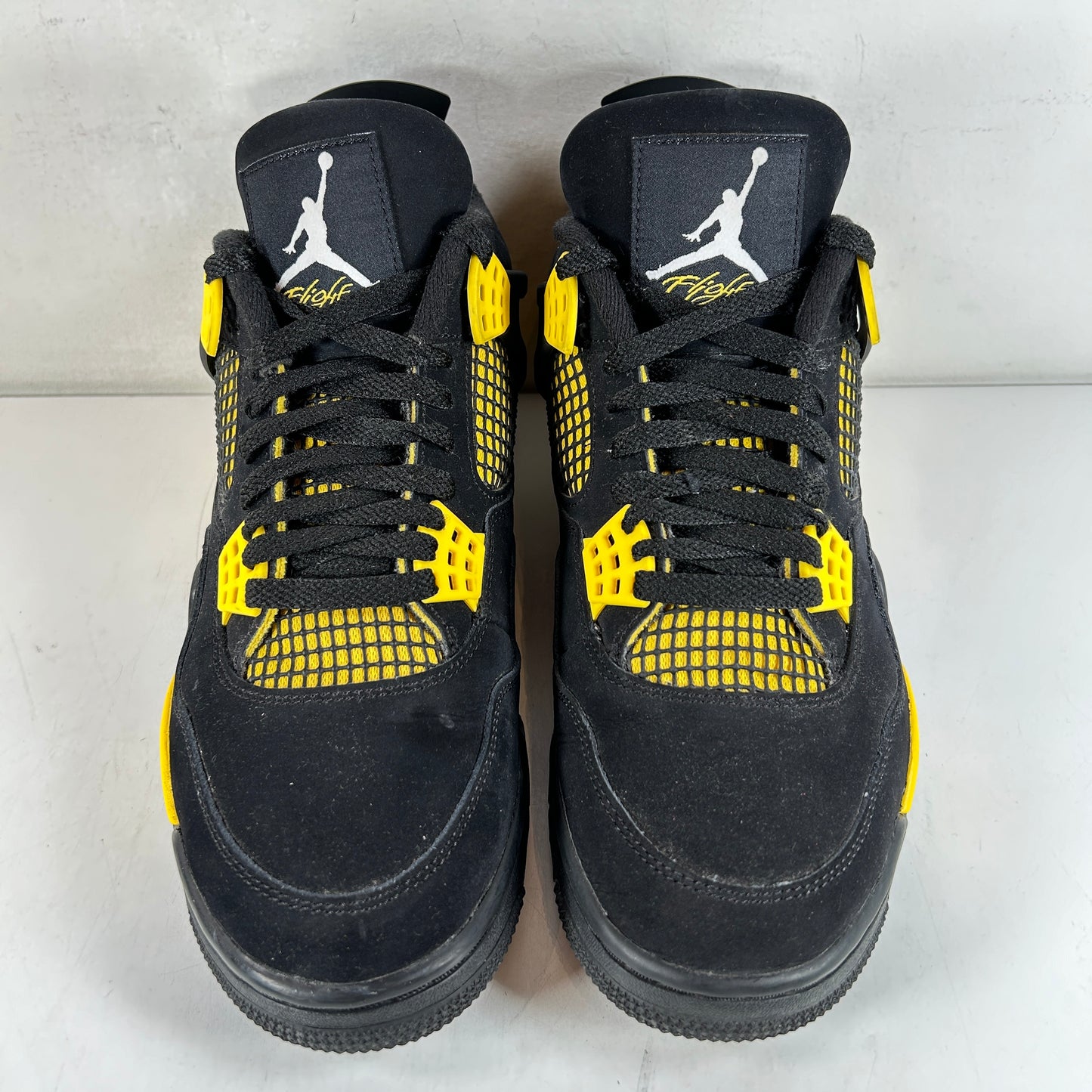 DH6927 017 Jordan 4 Retro Thunder [USED] - 9.5 M (Used4)