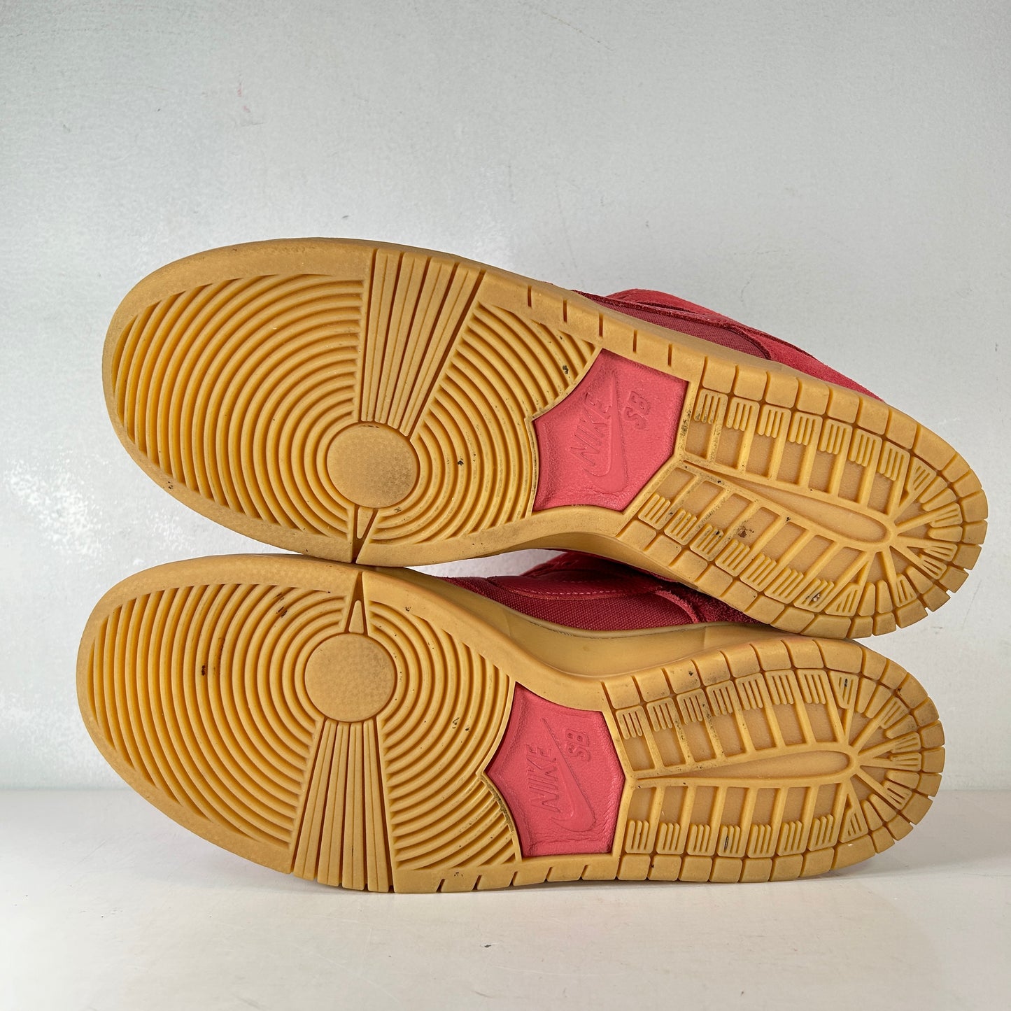 DV5429 600 Nike SB Dunk Low Adobe [USED] - 9.5 M (VNDS)