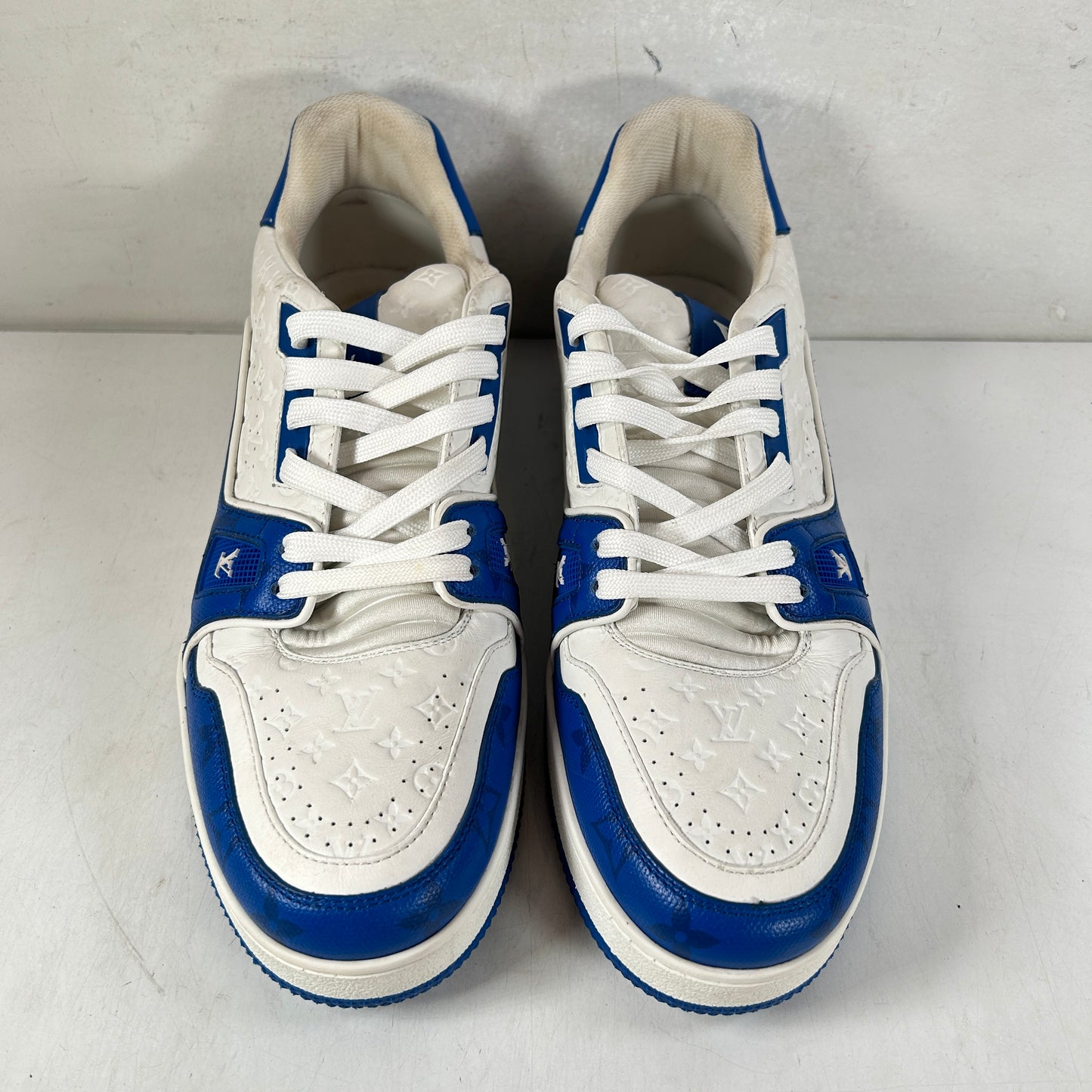 1AANEZ / 1AANEX / 1ABOH8 Louis Vuitton Trainer #54 Signature Blue White [USED] - LV 7.5 (Used) (No Box)