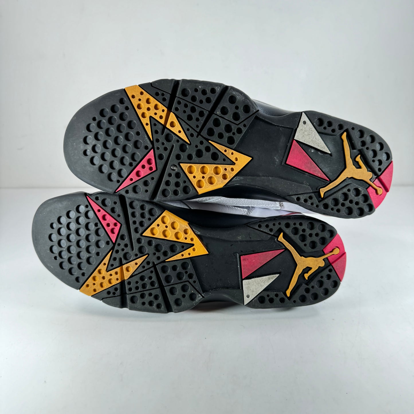 CU9307 106 Jordan 7 Retro Cardenal (2022)