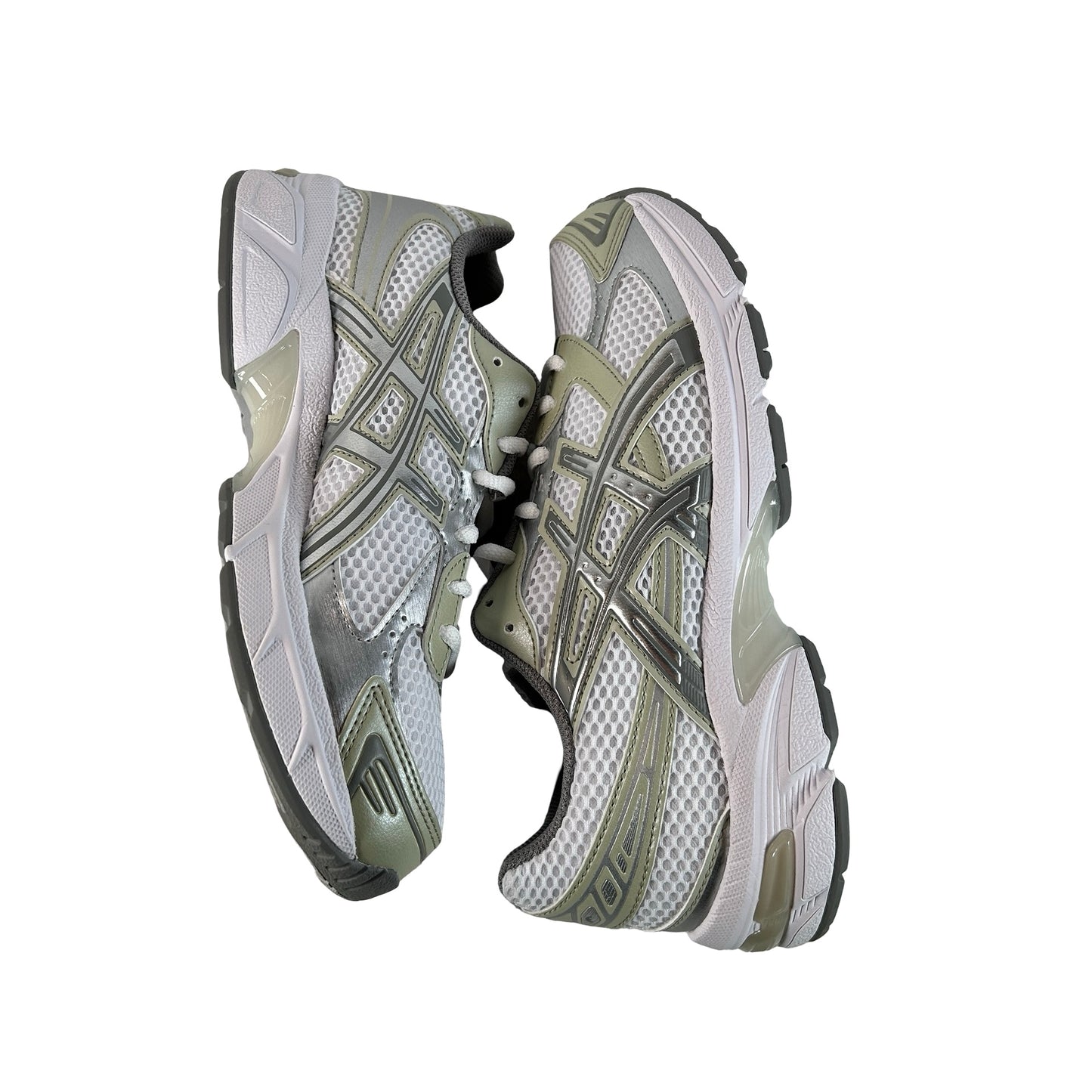 1202A164 124 ASICS Gel-1130 White Dried Leaf Green (Women's) [USED] - 6 M / 7.5 W