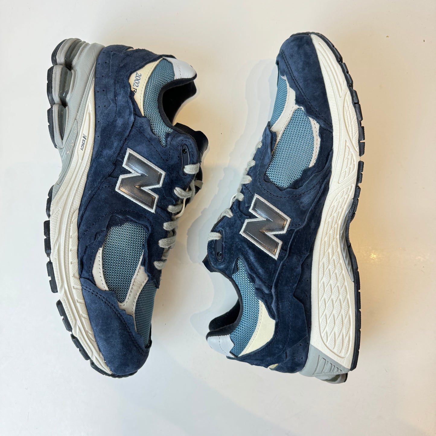 M2002RDF New Balance 2002R Protection Pack Dark Navy [USED] - 10.5 M (Used)