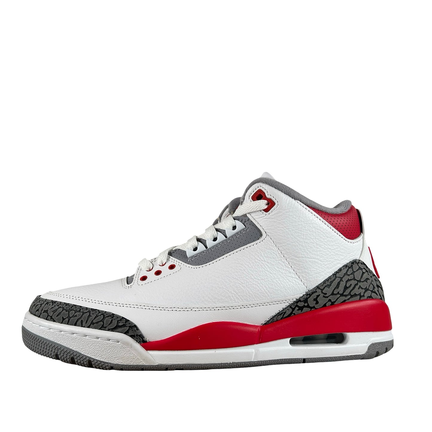 DN3707 160 Jordan 3 Retro Rojo fuego (2022)