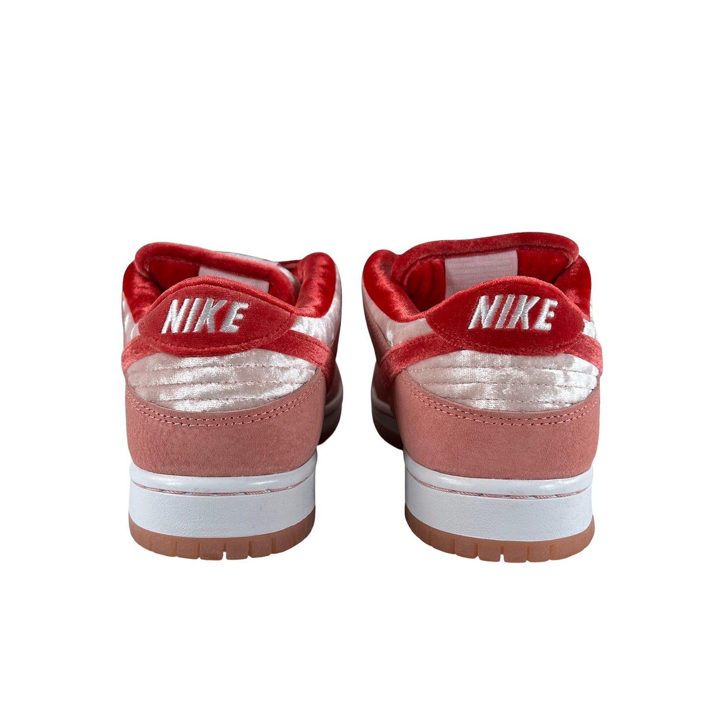 CT2552 800 Dunk SB Bajo ExtrañoAmor