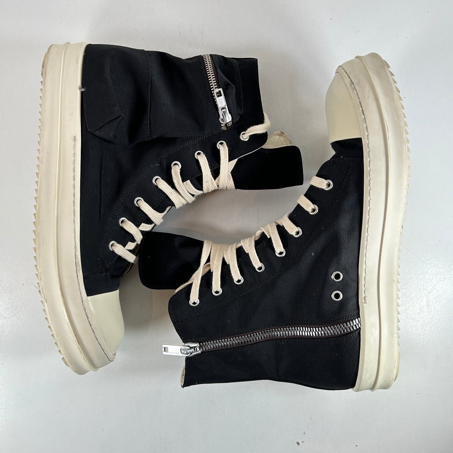 DU01B7801 MU 911 Rick Owens DRKSHDW Ramones Cargo Black Dark Dust Milk [USED] - 44 EU / 11 US (Used)