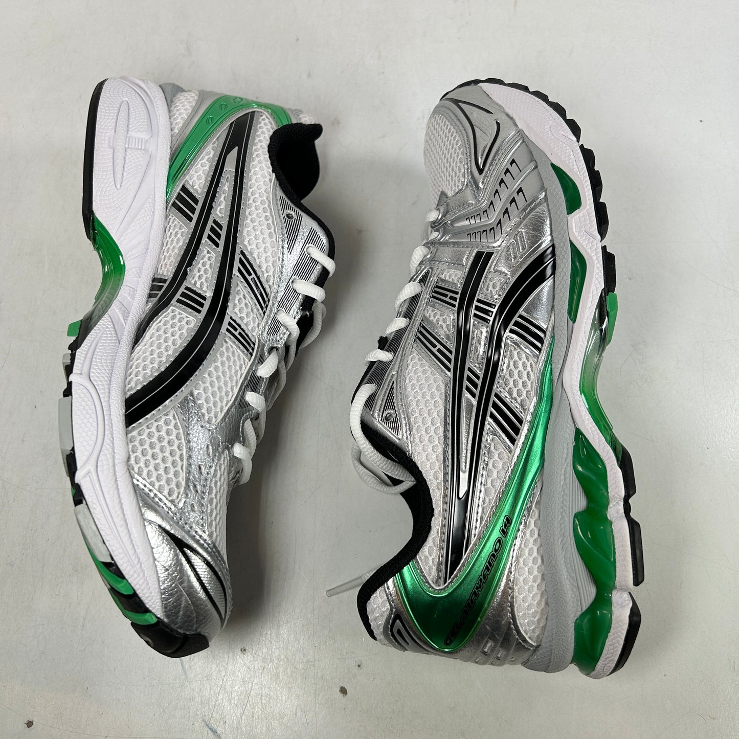 1201A019 110 ASICS Gel-Kayano 14 White Malachite Green [USED] - 7.5 M (Used)