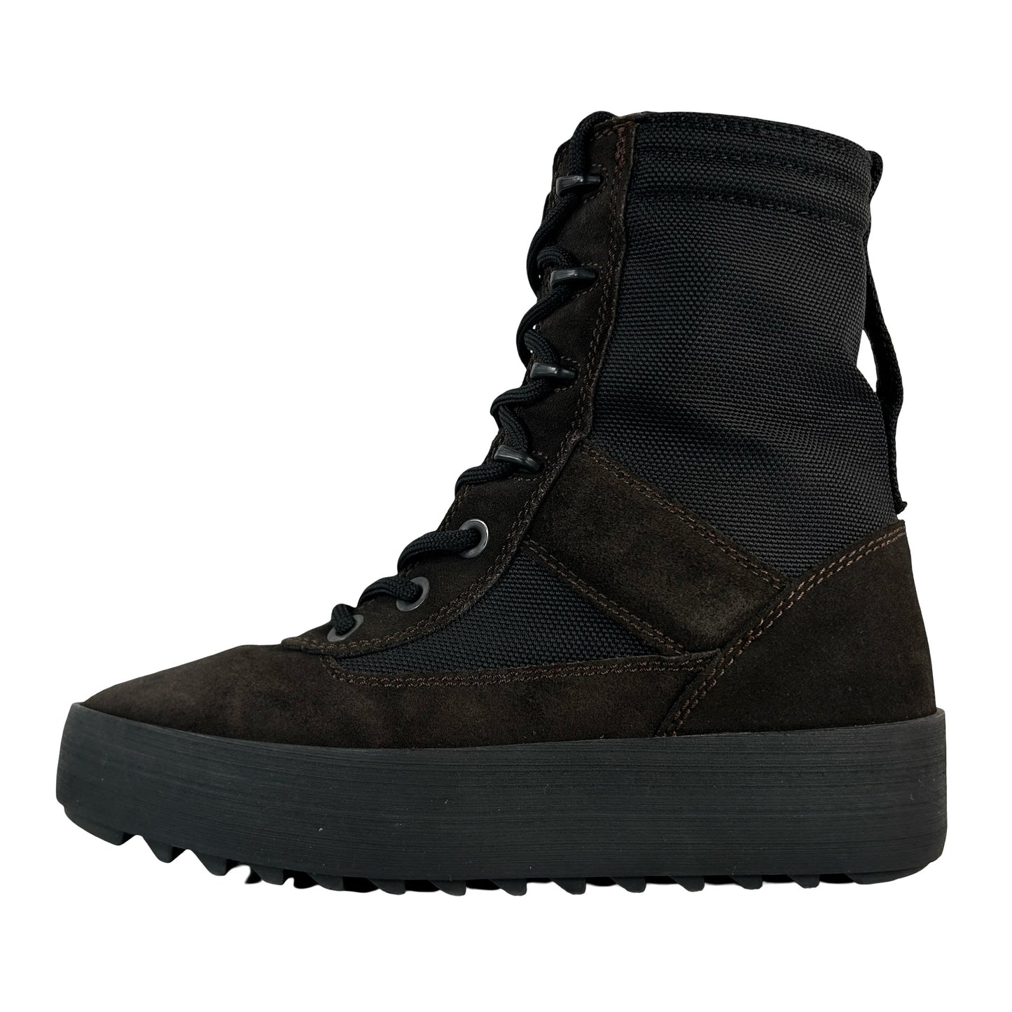 KW2581 022 Yeezy Season 3 Wmns Military Boot 'Onyx' [USED] - 37 (Used)