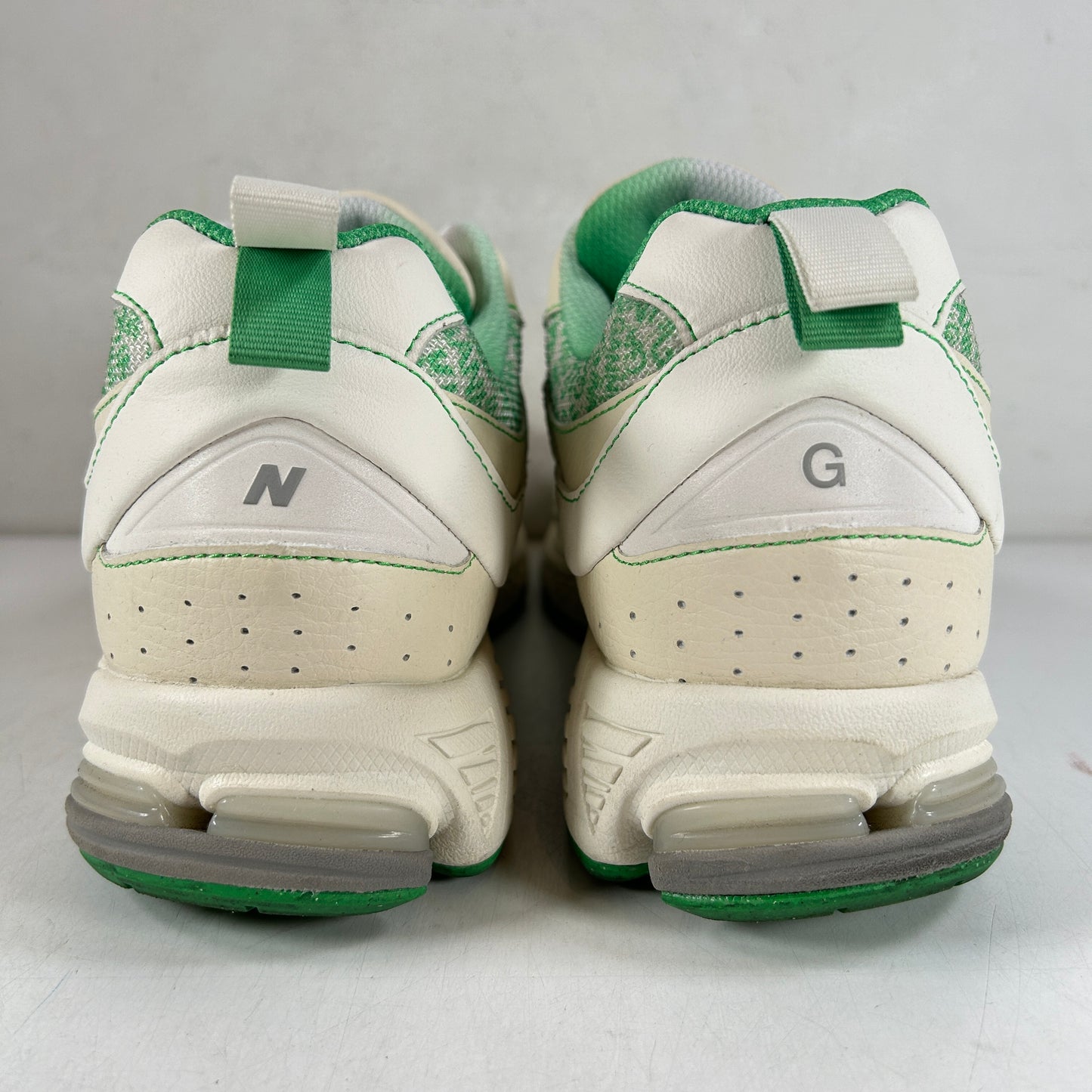 M2002RGC New Balance 2002R GANNI Turtledove [USED] - 10.5 M (Used)