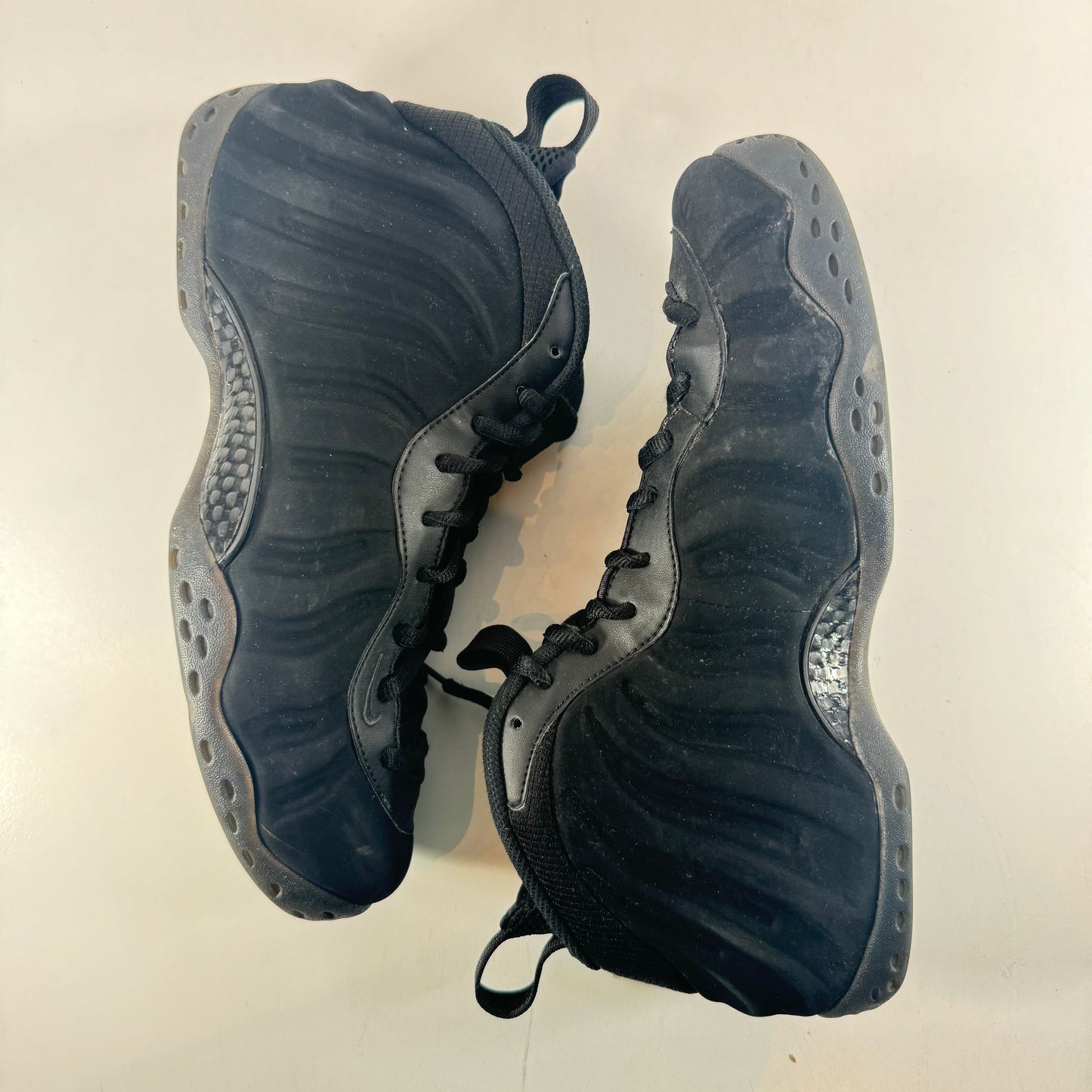 575420 006 Nike Air Foamposite One Black Suede [USED] - 11 M (Used) (No Box)