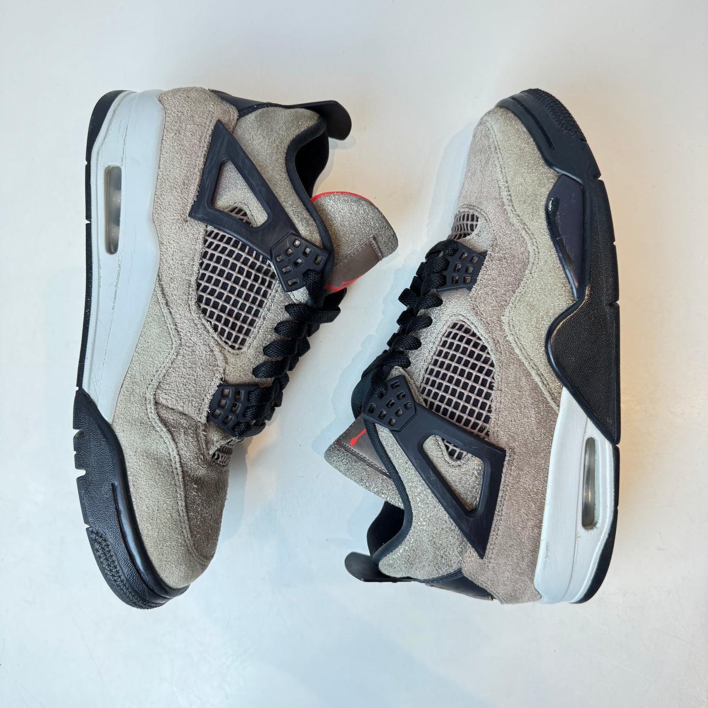 DB0732 200 Jordan 4 Taupe Haze [USED] - 8 M (Used) (No Box)