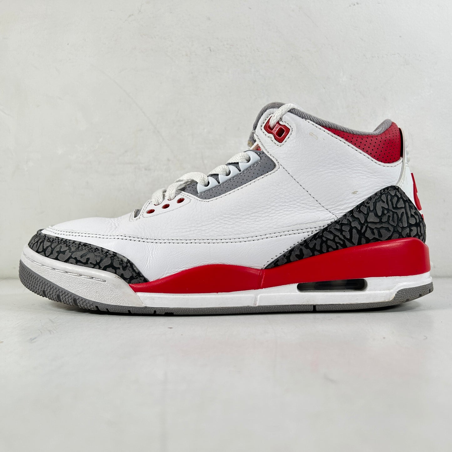 DN3707 160 Jordan 3 Retro Fire Red (2022) [USED] - 8 M (Used) (No Box)