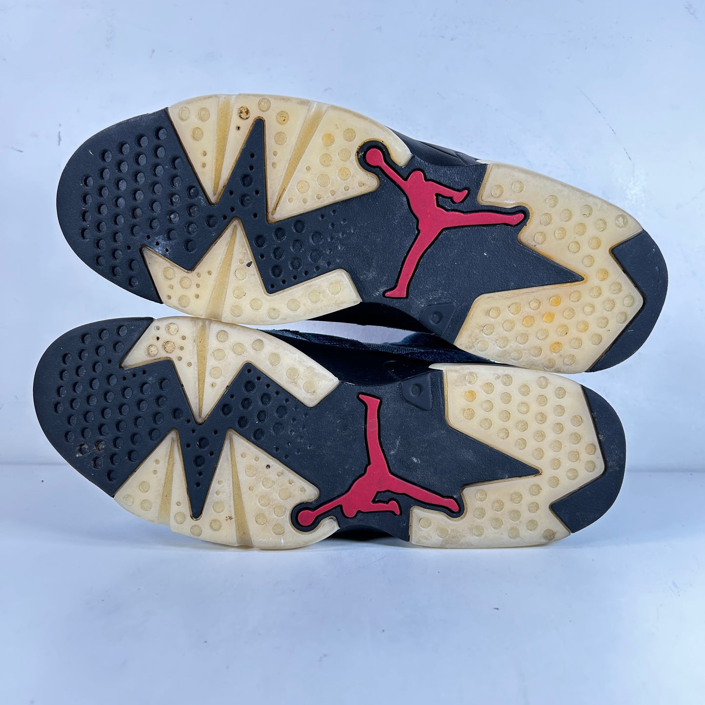 CT5350 401 Jordan 6 Retro Washed Denim [USED] - 10.5 M (Used)
