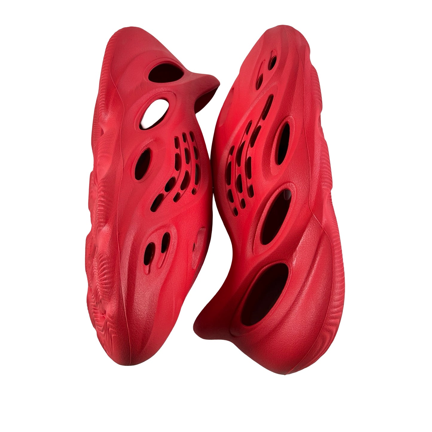 GW3355 Yeezy Espuma RNNR Bermellón