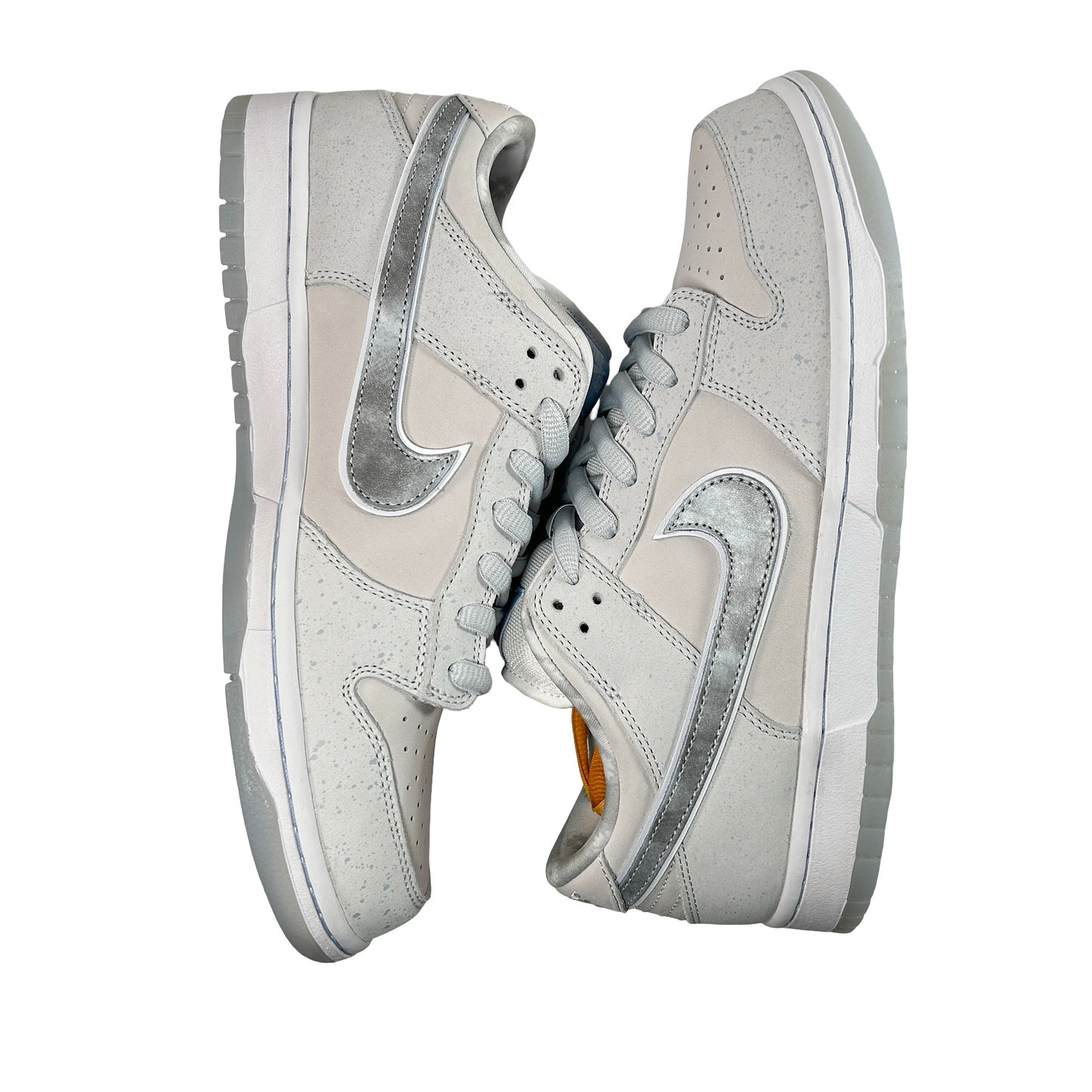 FD8776 100 Nike SB Dunk Low White Lobster (Friends and Family)
