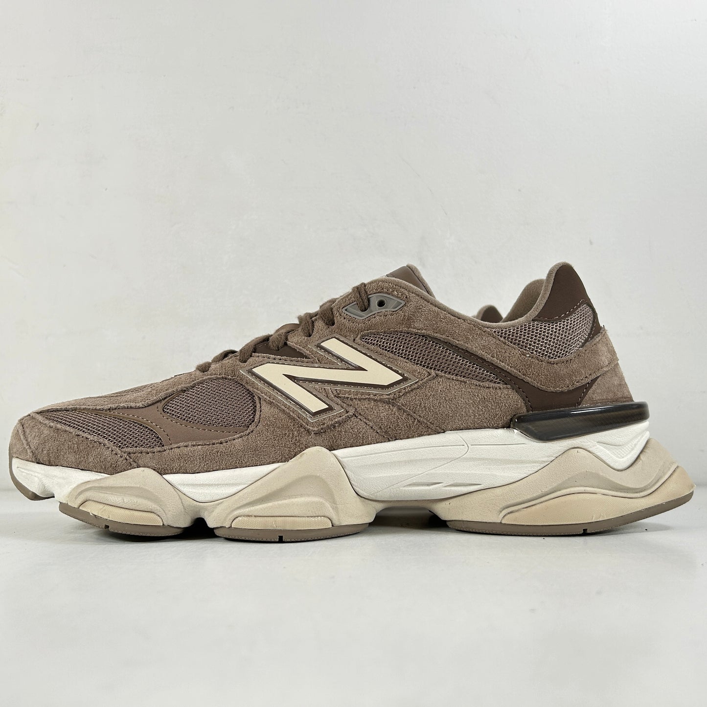 U9060JMR New Balance 9060 Mushroom Brown [USED] - 13 M (Used)