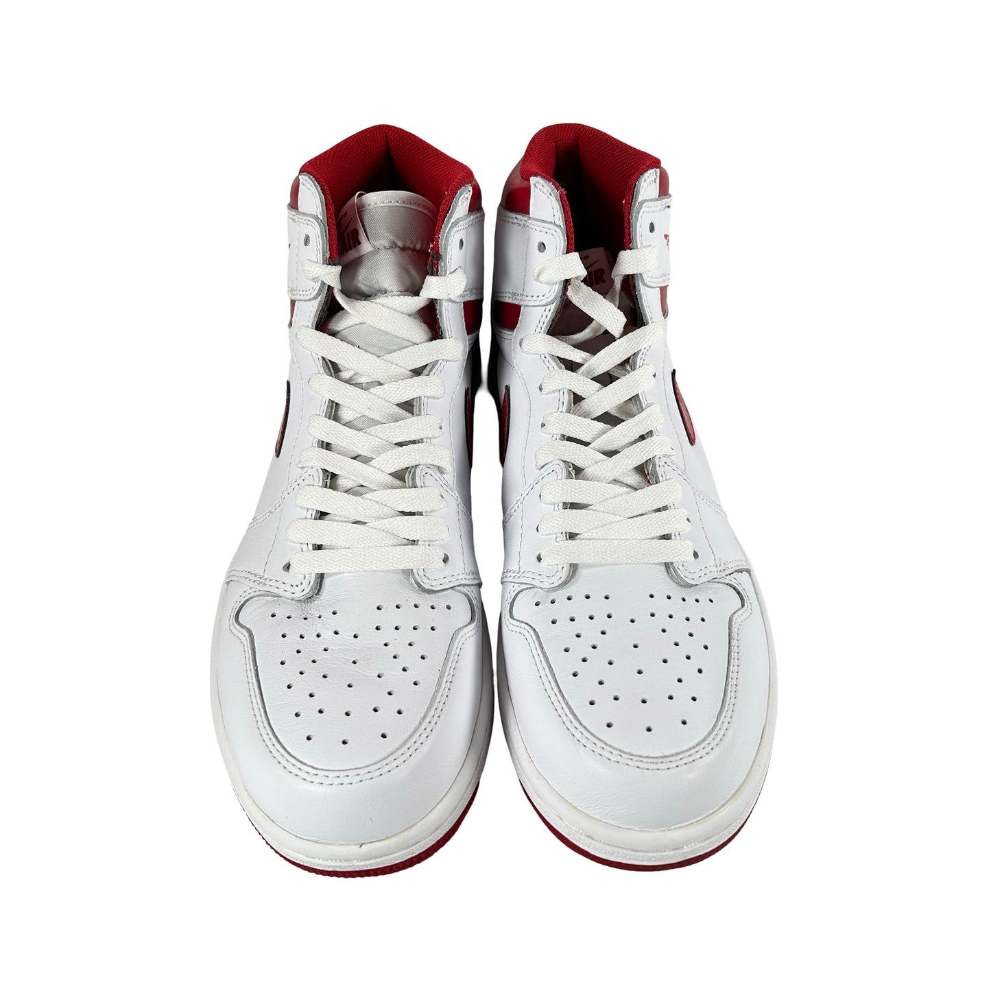 555088 103 Jordan 1 Retro Metallic Red (2017) [USED] - 9.5 M (Used)