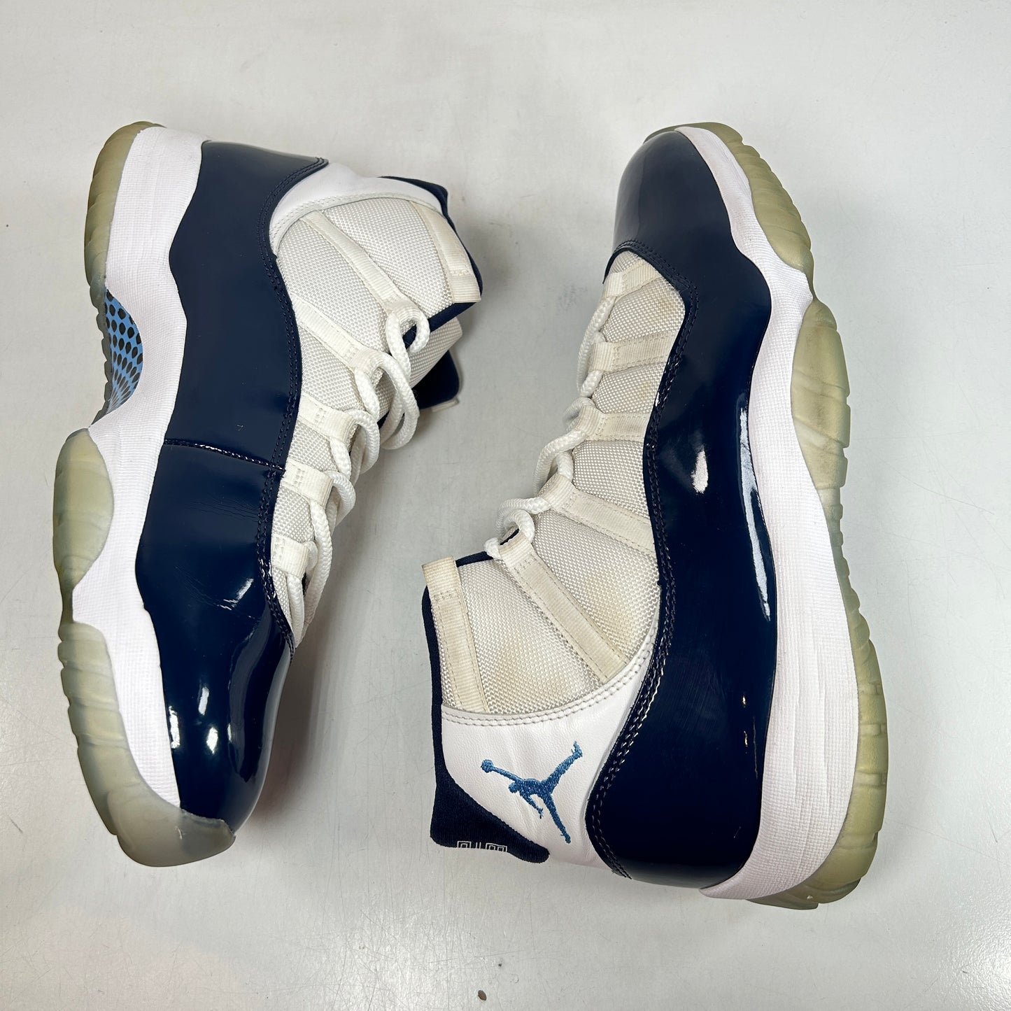 378037 123 Jordan 11 Retro UNC Win Like 82 [USED] - 13 M (Used) (No Box)