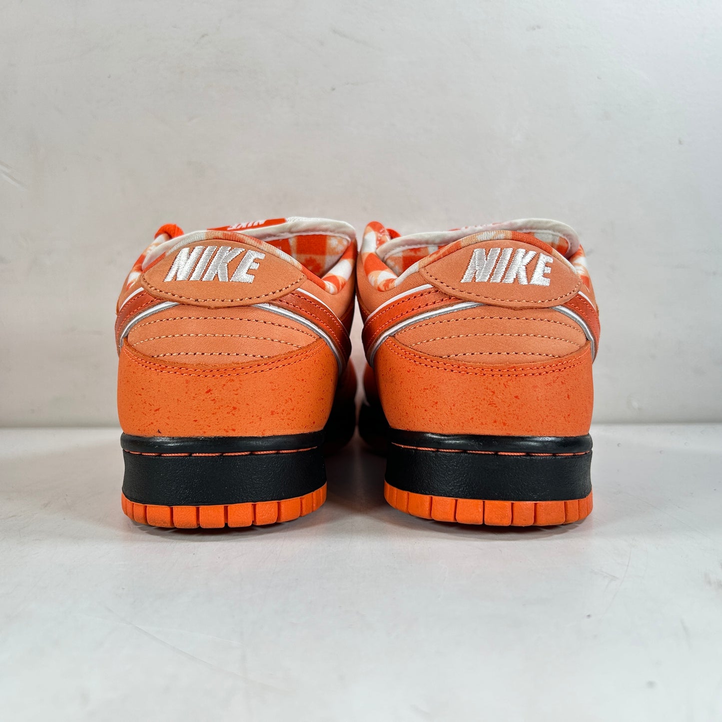 FD8776 800 Nike SB Dunk Low Concepts Orange Lobster [USED] - 9 M (Used)