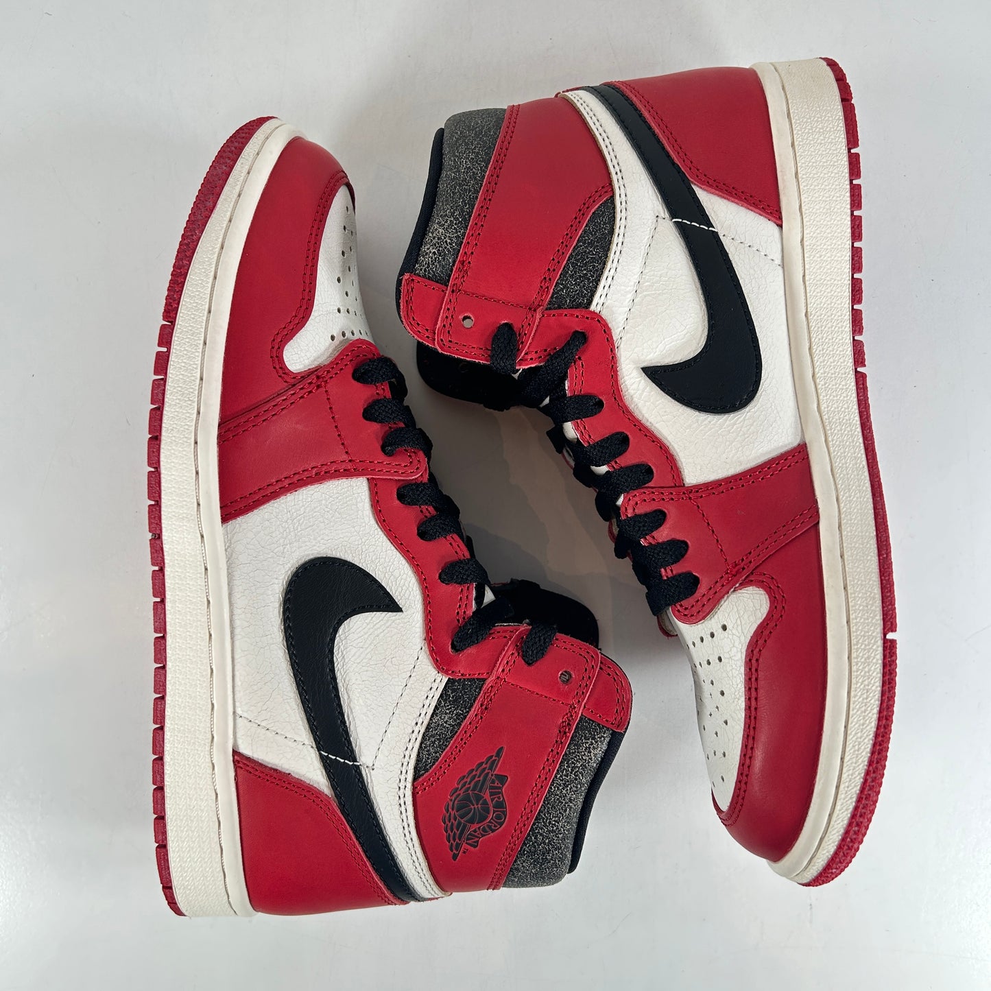 DZ5485 612 Jordan 1 Retro High OG Chicago Lost And Found [USED] - 8 M (Used5)