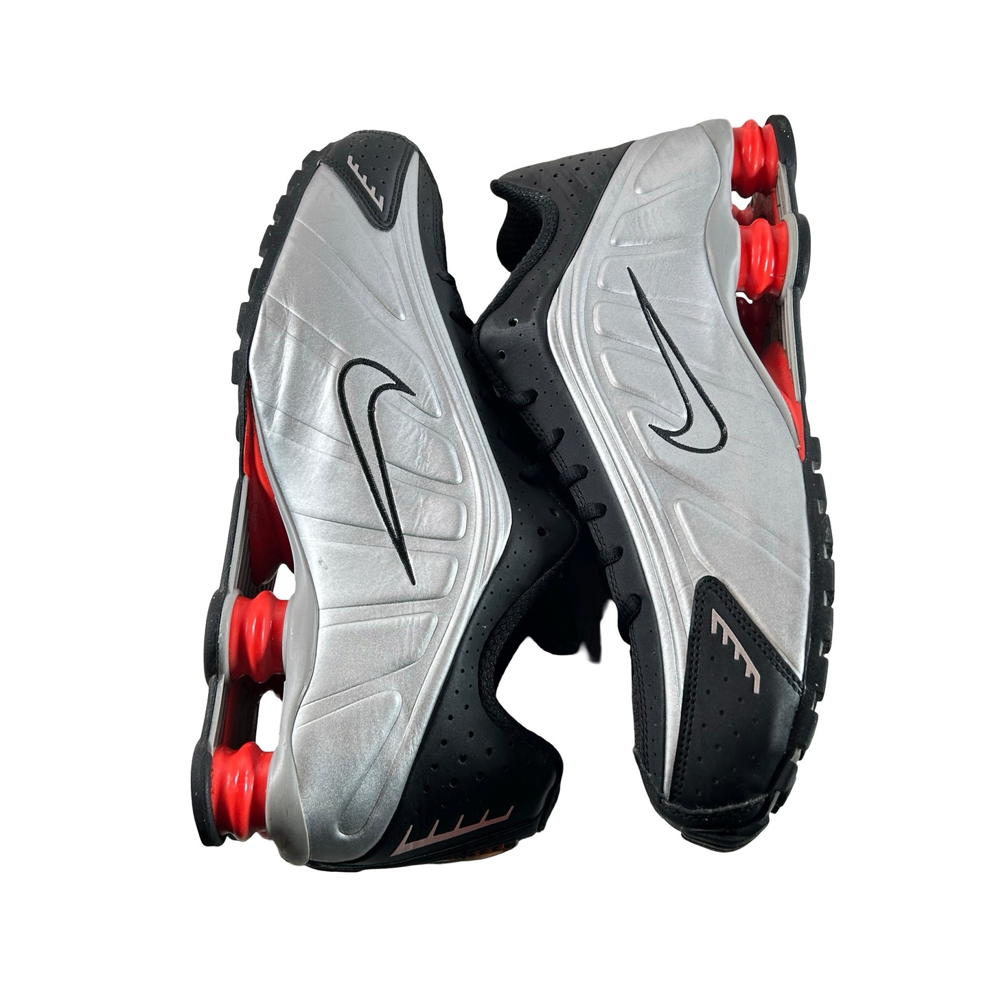 HQ1988 002 Nike Shox R4 Black Metallic Silver (2025) [USED] - 11 M (Used4)