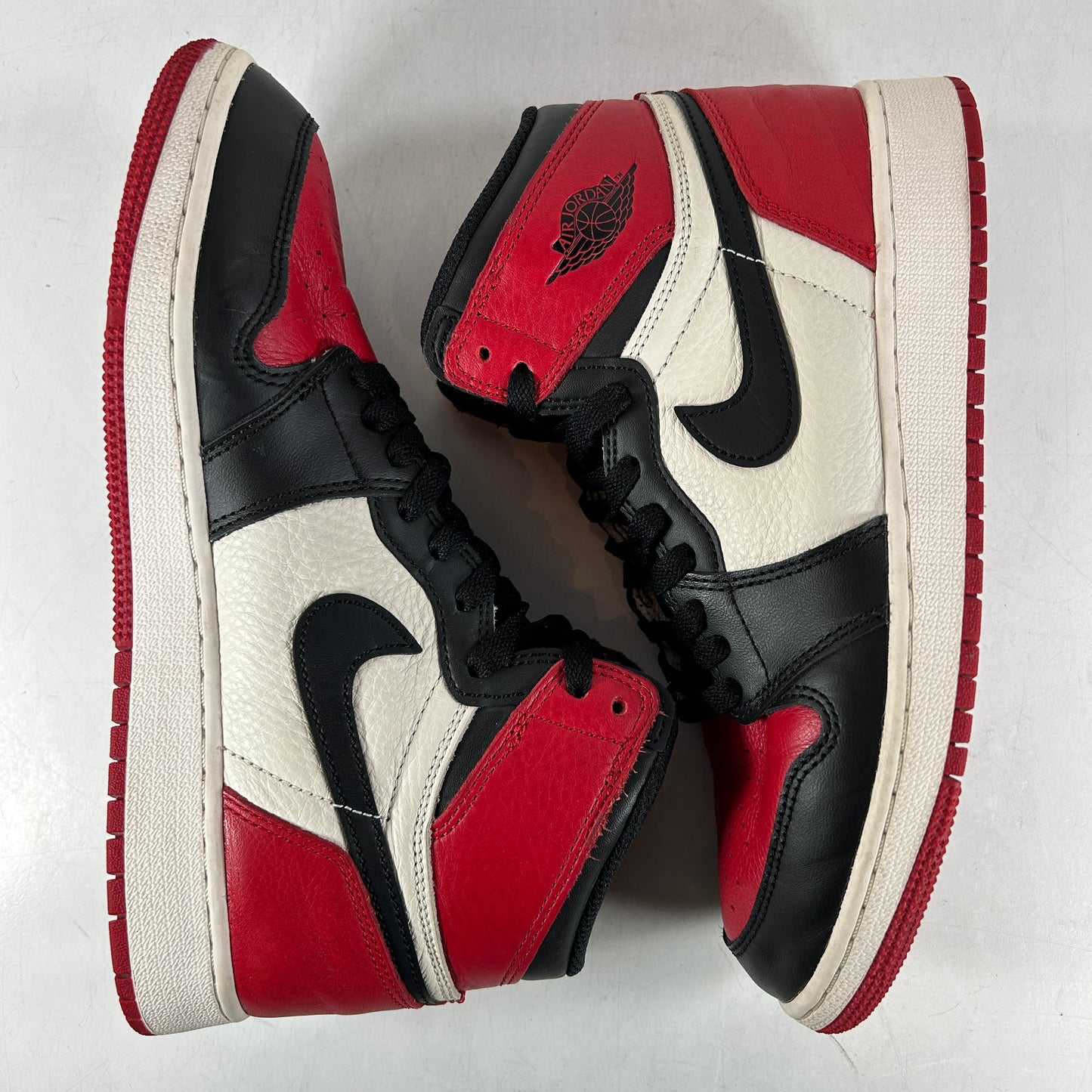 575441 610 Jordan 1 Retro High Bred Toe (GS) [USED] - 7 Y (Used2)