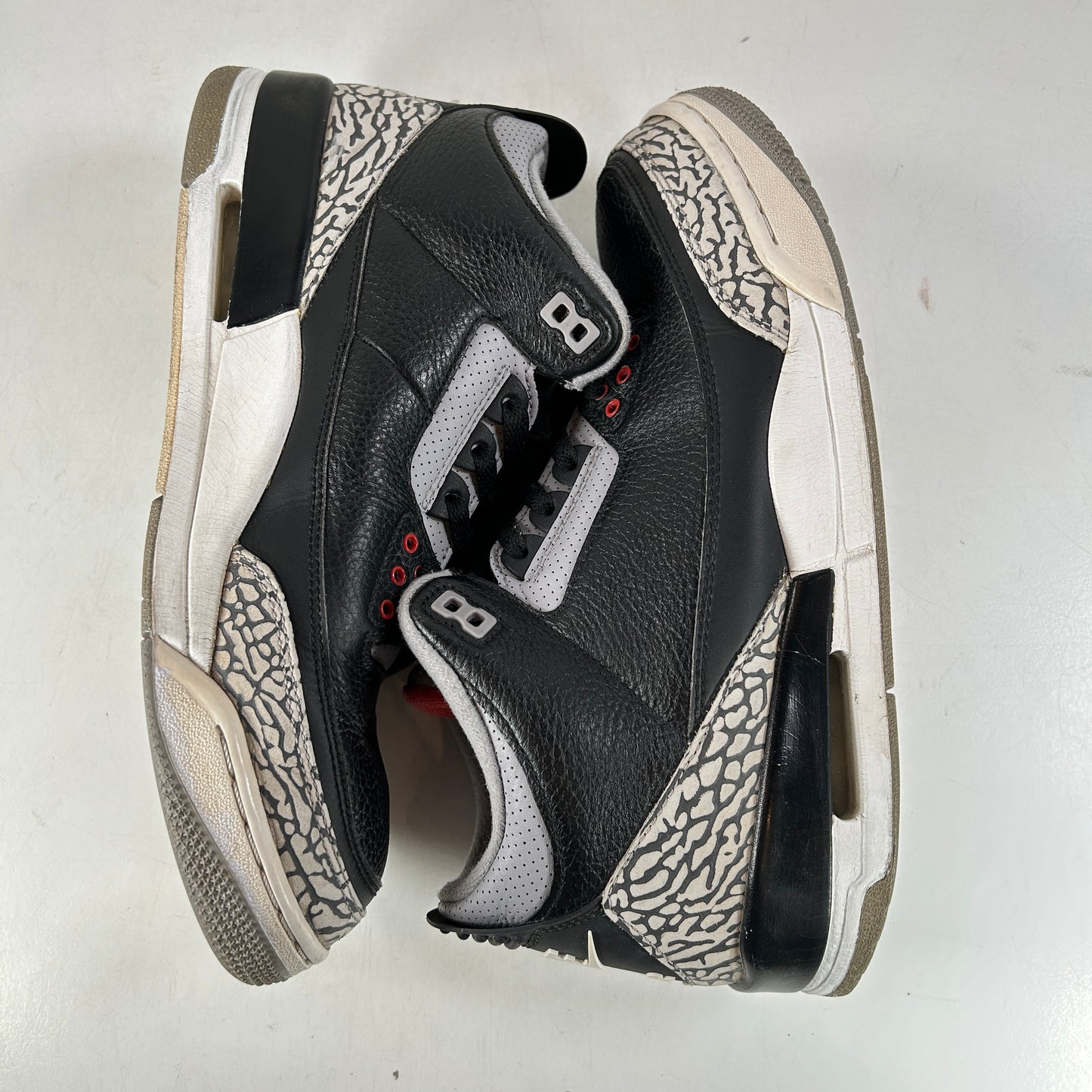 854262 001 Jordan 3 Black Cement 2018 [USED] - 10.5 M (Used3) (No Box3)