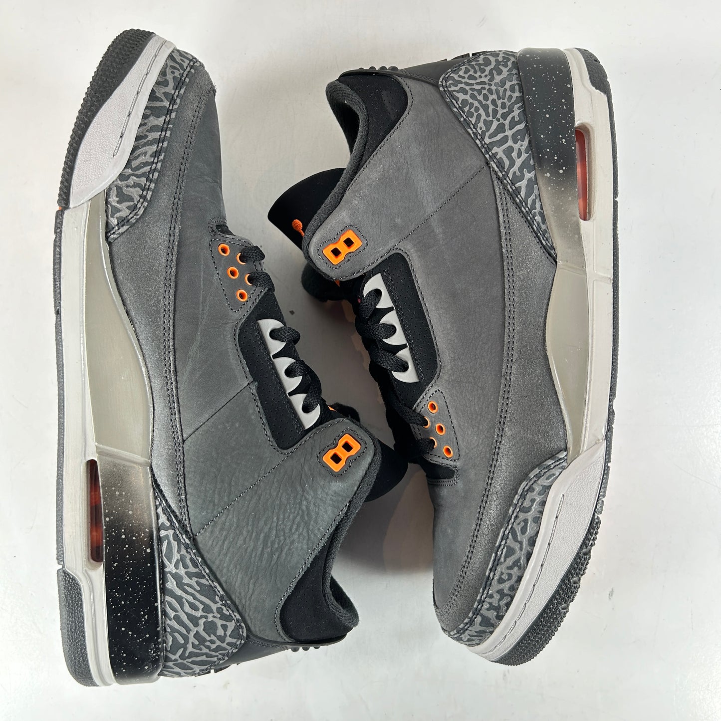 CT8532 080 Jordan 3 Retro Fear Pack (2023) [USED] - 13 M (Used2)