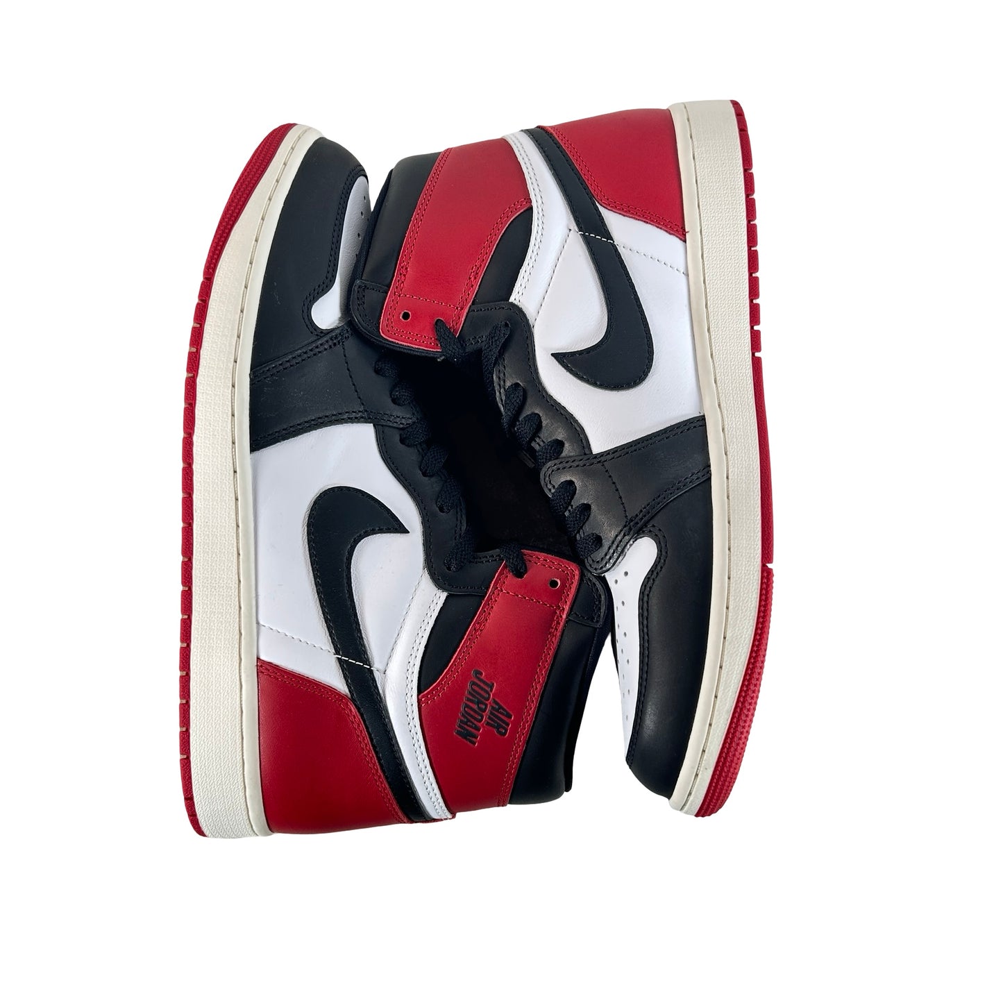 DZ5485 106 Jordan 1 Retro High OG Black Toe Reimagined [USED] - 12 M (Used9)