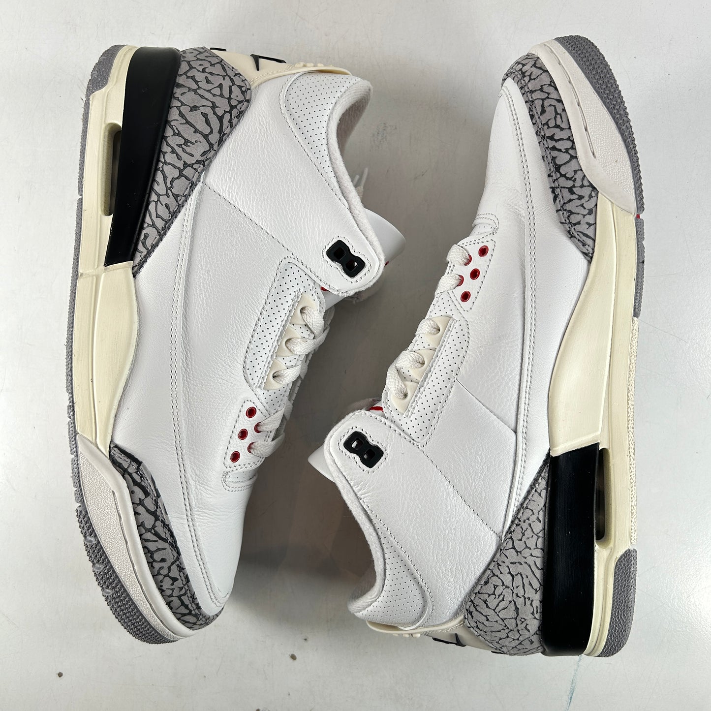 DN3707 100 Jordan 3 Retro White Cement Reimagined [USED] - 11.5 M (Used7)